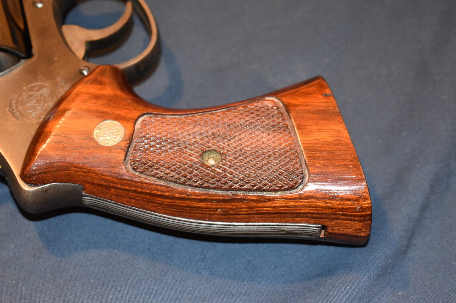 SMITH & WESSON FACTORY N FRAME TARGET GRIPS NT57 - Image 11