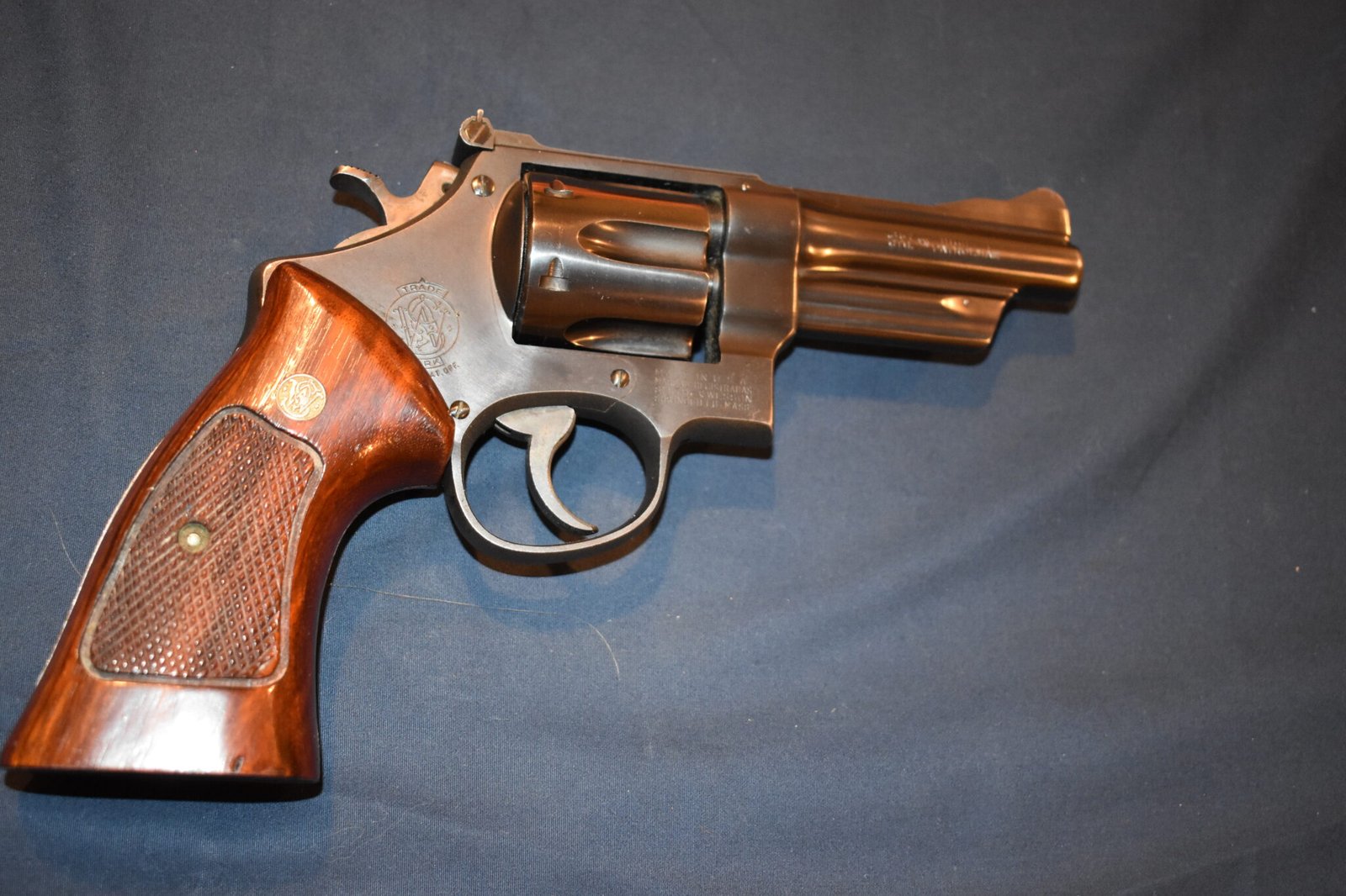 SMITH & WESSON FACTORY N FRAME TARGET GRIPS NT57 - Image 7