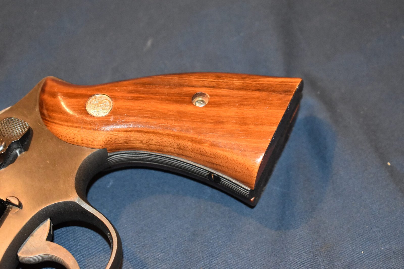 SMITH & WESSON N FRAME FACTORY PRESENTATION GRIPS NPM3 - Image 12