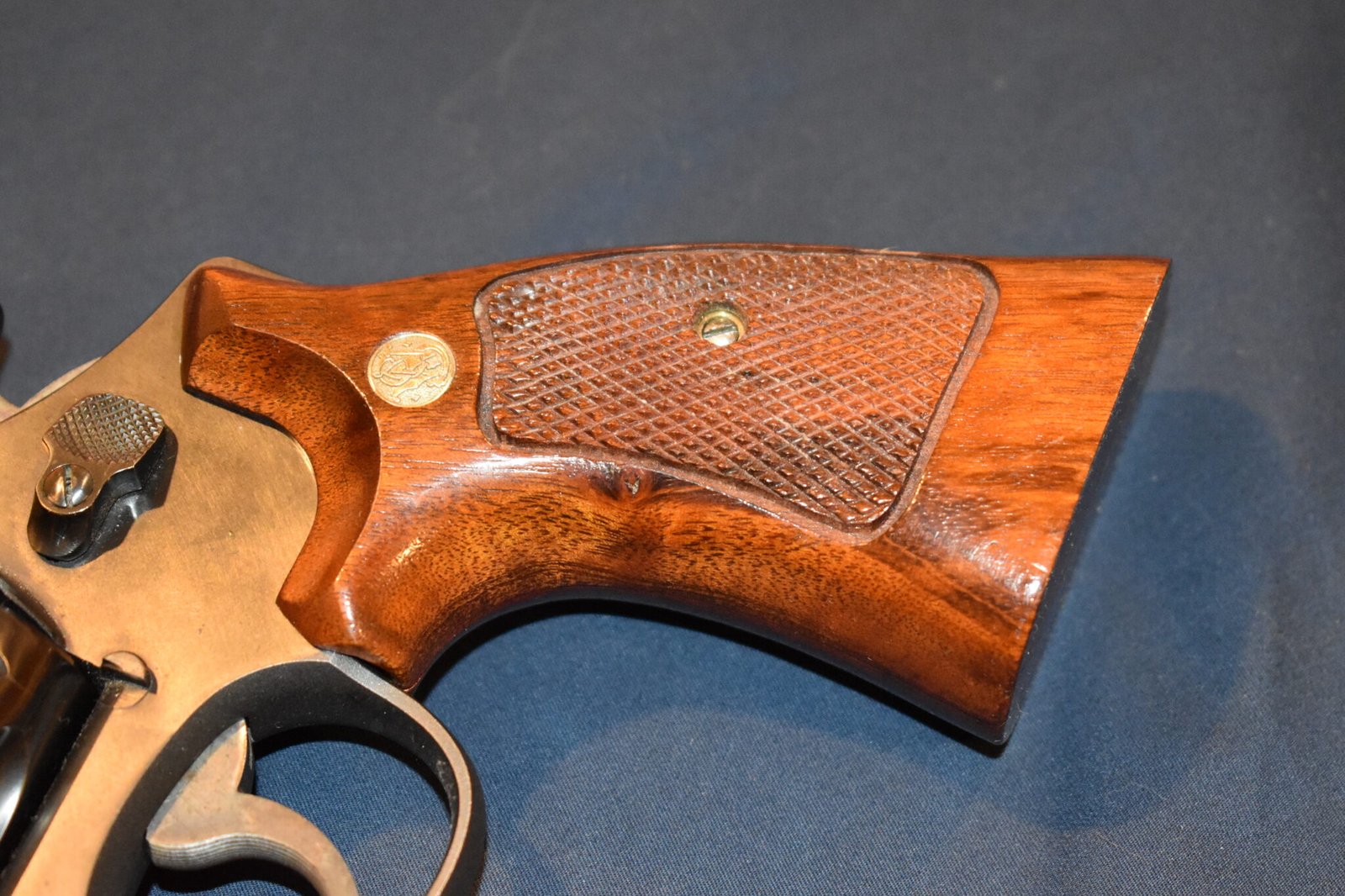 SMITH & WESSON FACTORY N FRAME TARGET GRIPS NT57 - Image 12