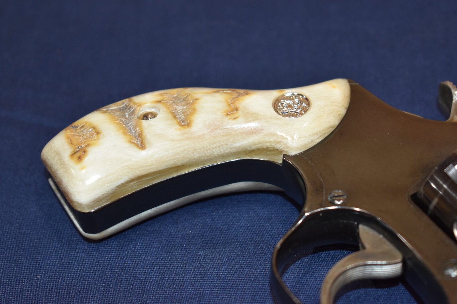 SMITH & WESSON J FRAME ROUND BUTT PREMIUM GRADE RAMS HORN GRIPS JRH10 - Image 11