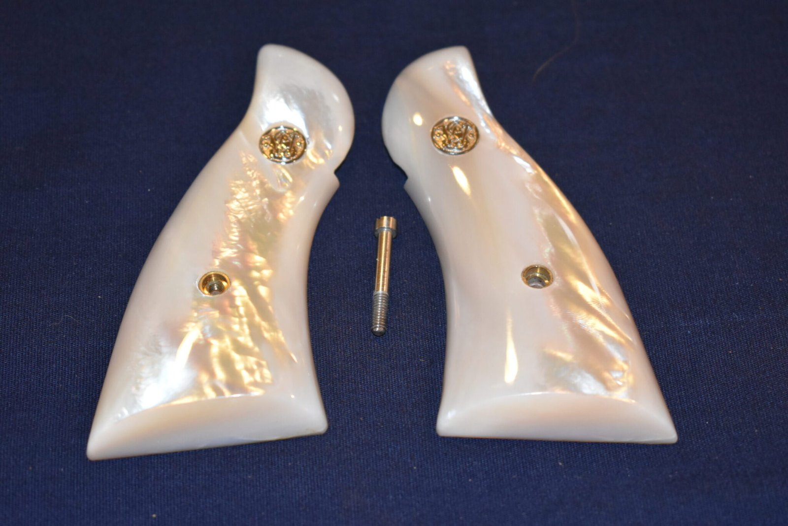 SMITH & WESSON K FRAME MOTHER OF PEARL GRIPS KMOP2 - Image 2