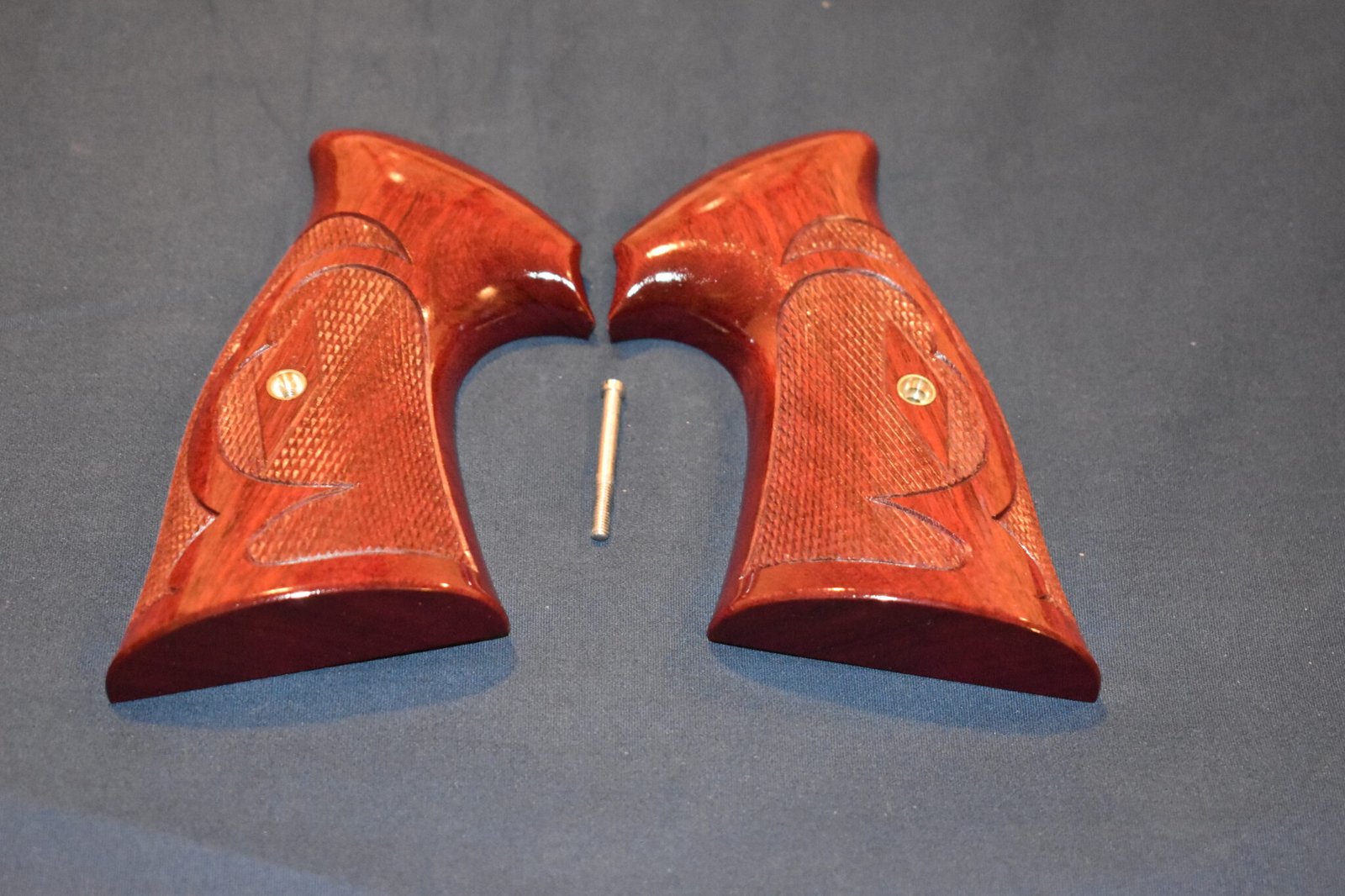 KEITH BROWN CUSTOM SMITH & WESSON N FRAME "ROPER" GRIPS KBNR43 - Image 2