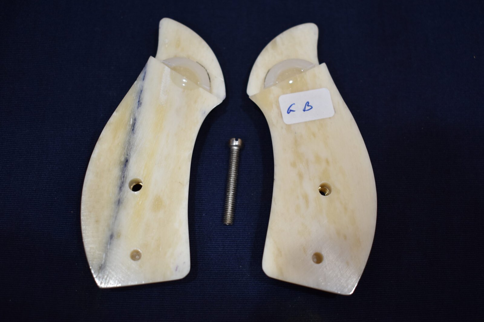 SMITH & WESSON J FRAME PREMIUM GRADE GIRAFFE BONE GRIPS JRBGB15 - Image 3