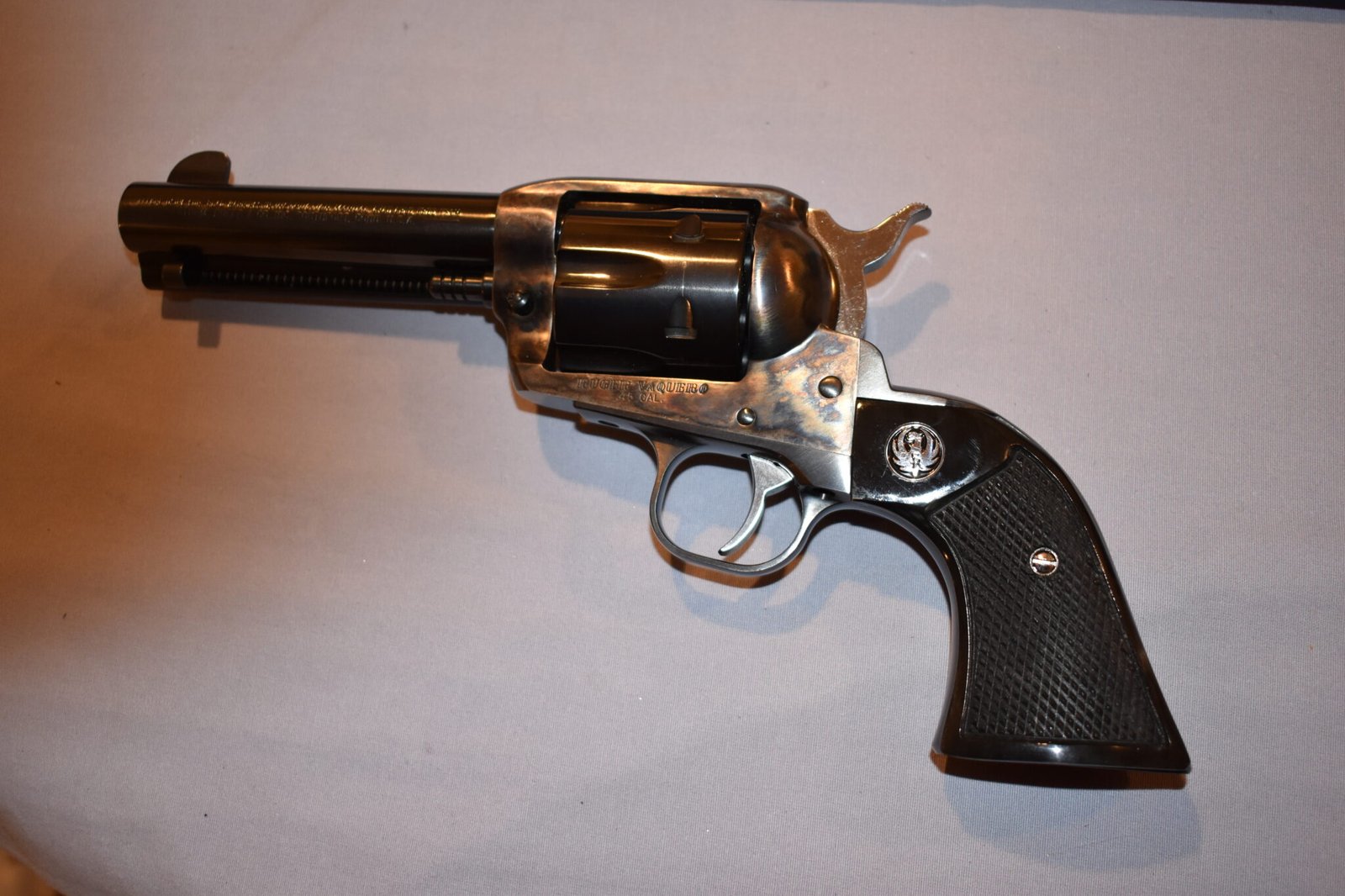 RUGER NEW MODEL BLACKHAWK OR OLD VAQUERO CHECKERED BUFFALO HORN GRIPS RBHBH18 - Image 4