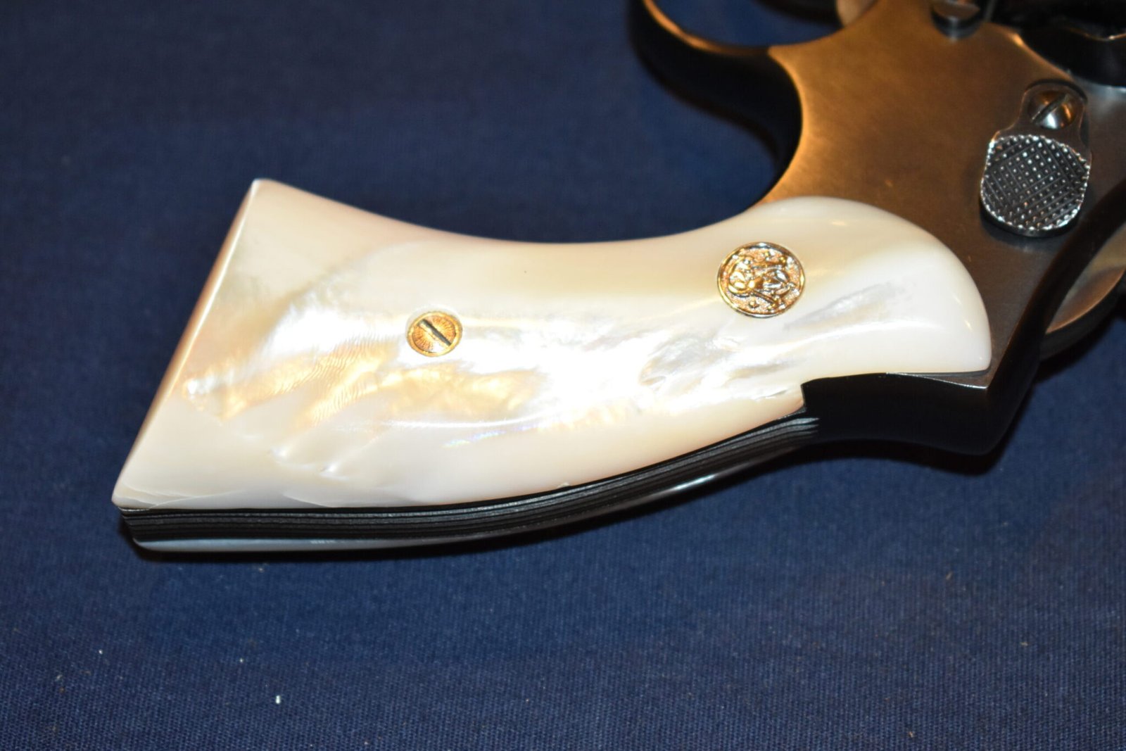 SMITH & WESSON K FRAME MOTHER OF PEARL GRIPS KMOP2 - Image 6