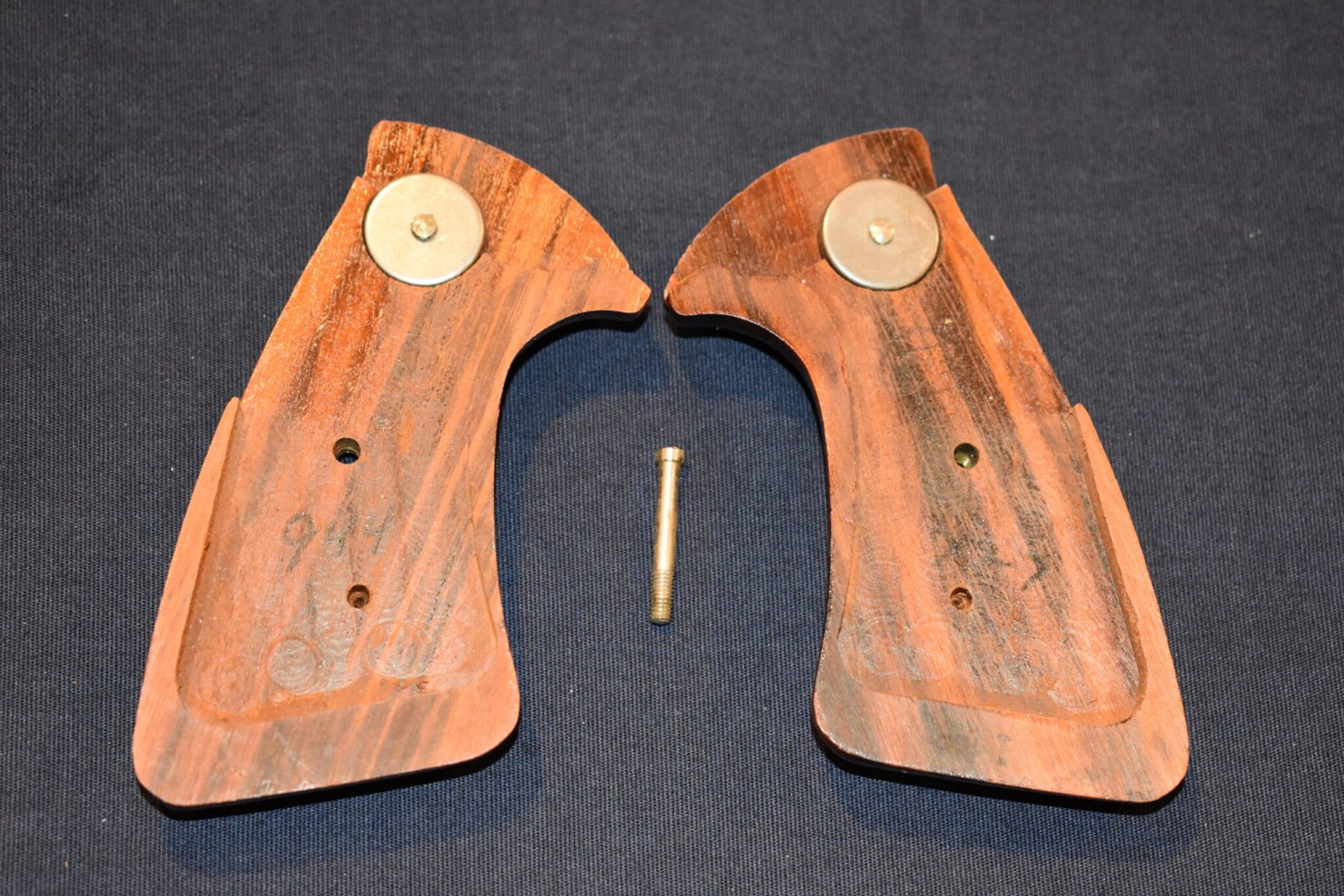 SMITH & WESSON J FRAME TARGET GRIP JT16 - Image 3