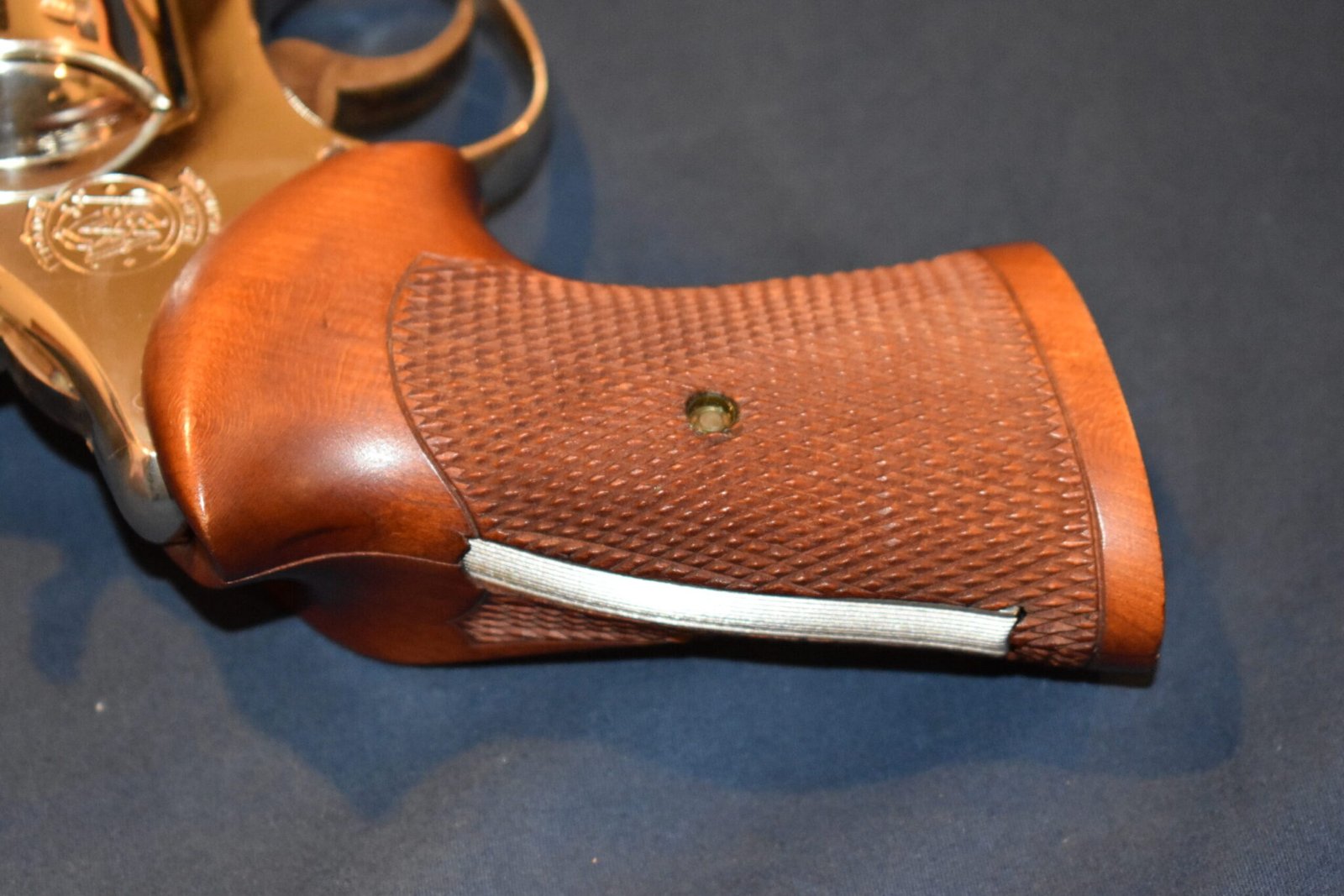 SMITH & WESSON N FRAME LEW SANDERSON CHERRY CUSTOM GRIPS SWNLS4 - Image 12