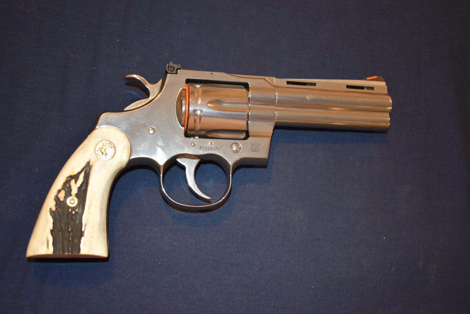 COLT PYTHON SAMBAR STAG GRIPS CPSS15 - Image 7