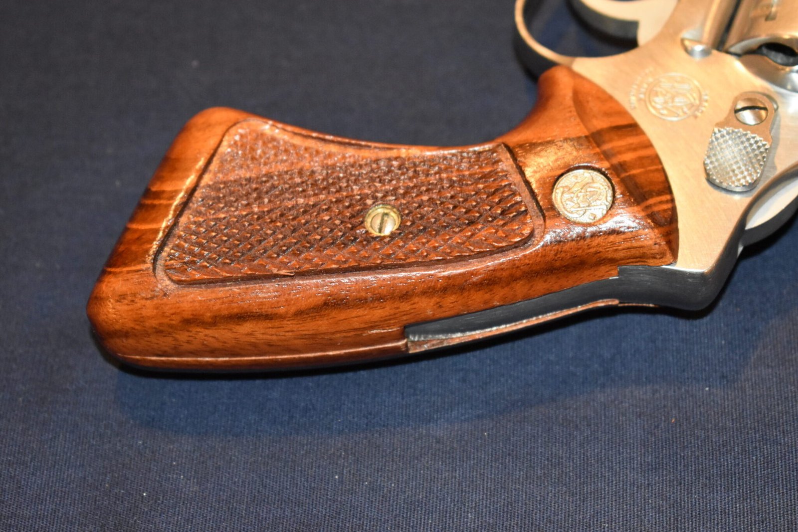 SMITH & WESSON J FRAME TARGET GRIP JT16 - Image 5