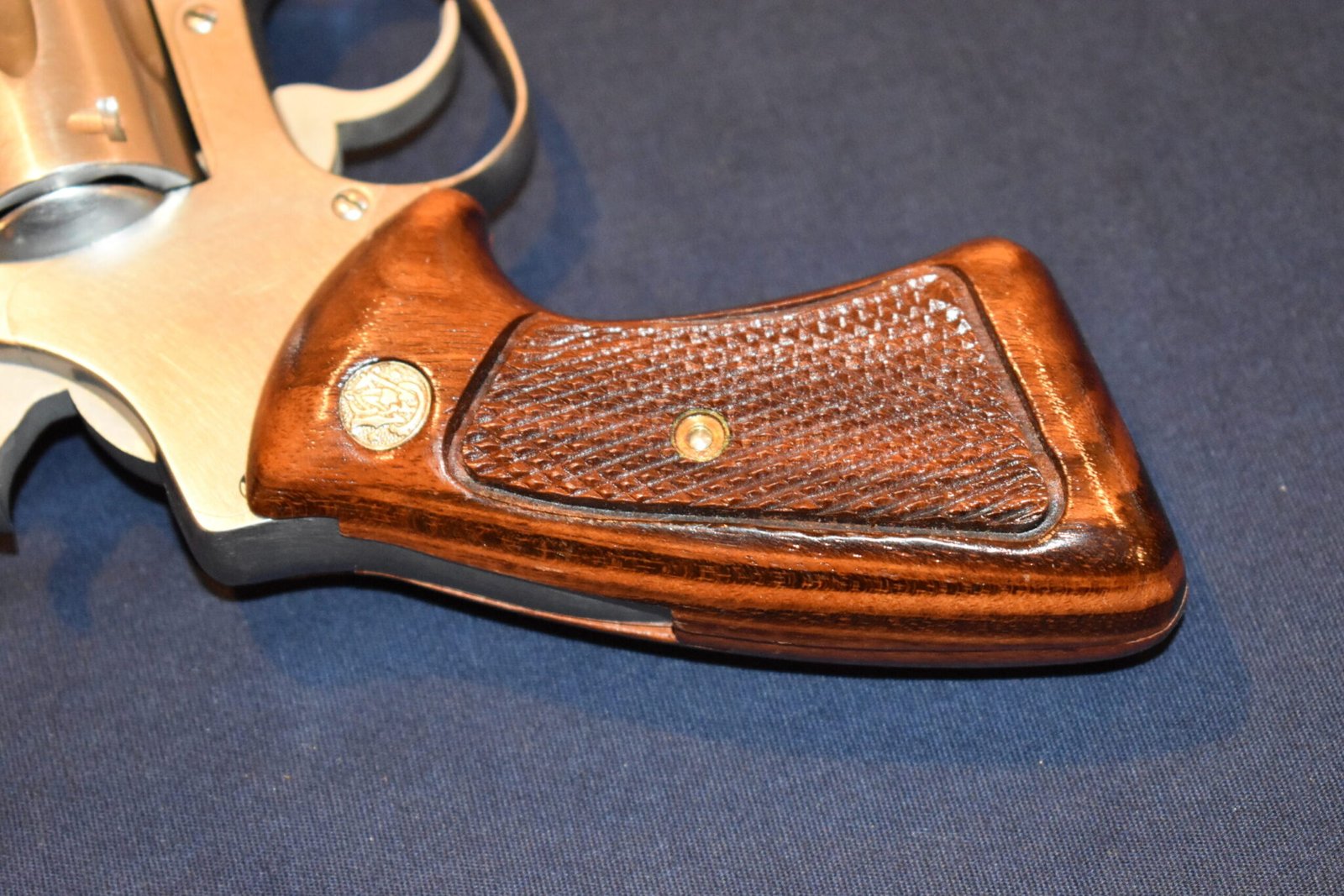 SMITH & WESSON J FRAME TARGET GRIP JT16 - Image 6