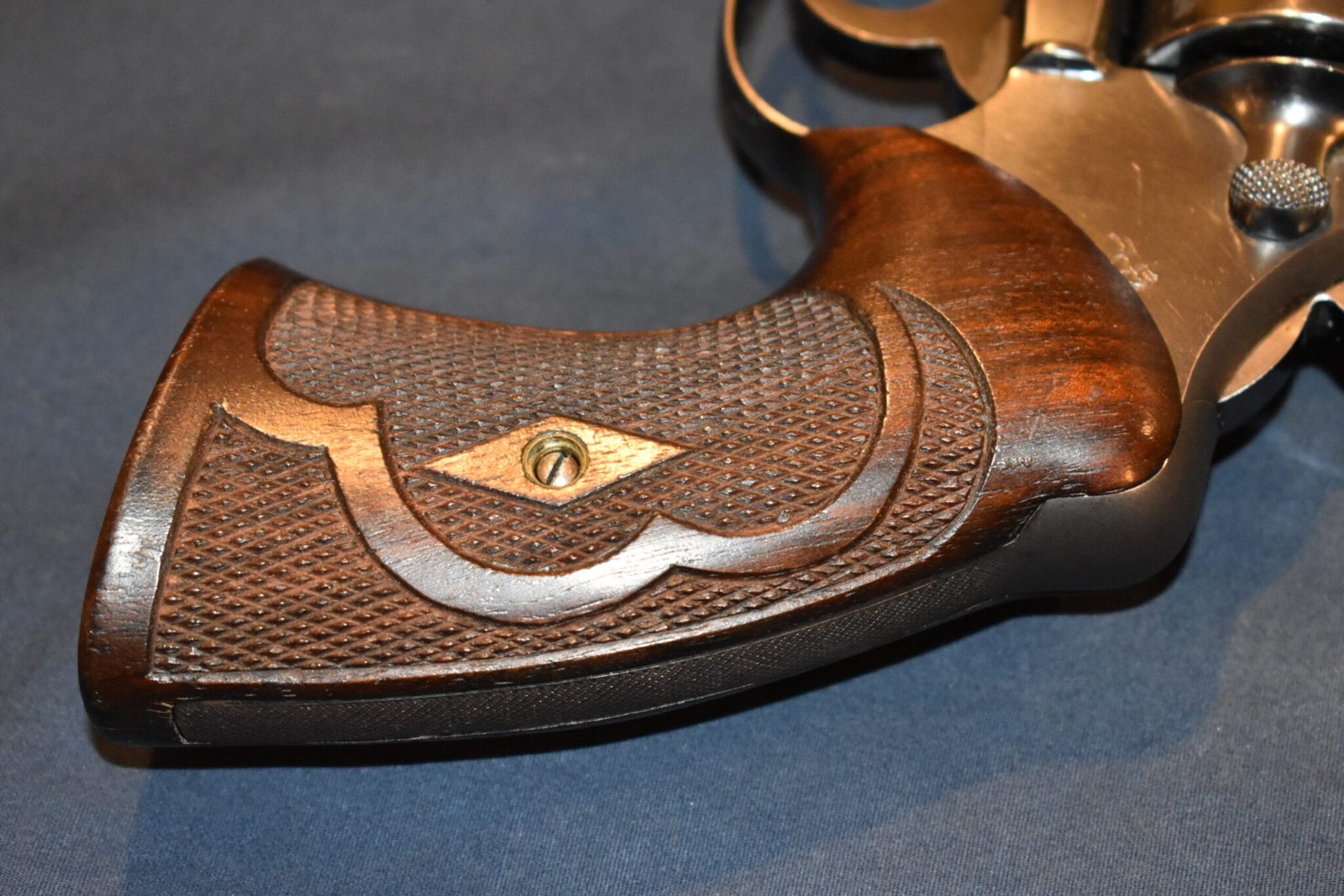 COLT PYTHON / OFFICER'S MPDEL TARGET ORIGINAL ROPER GRIPS CPR1 - Image 5