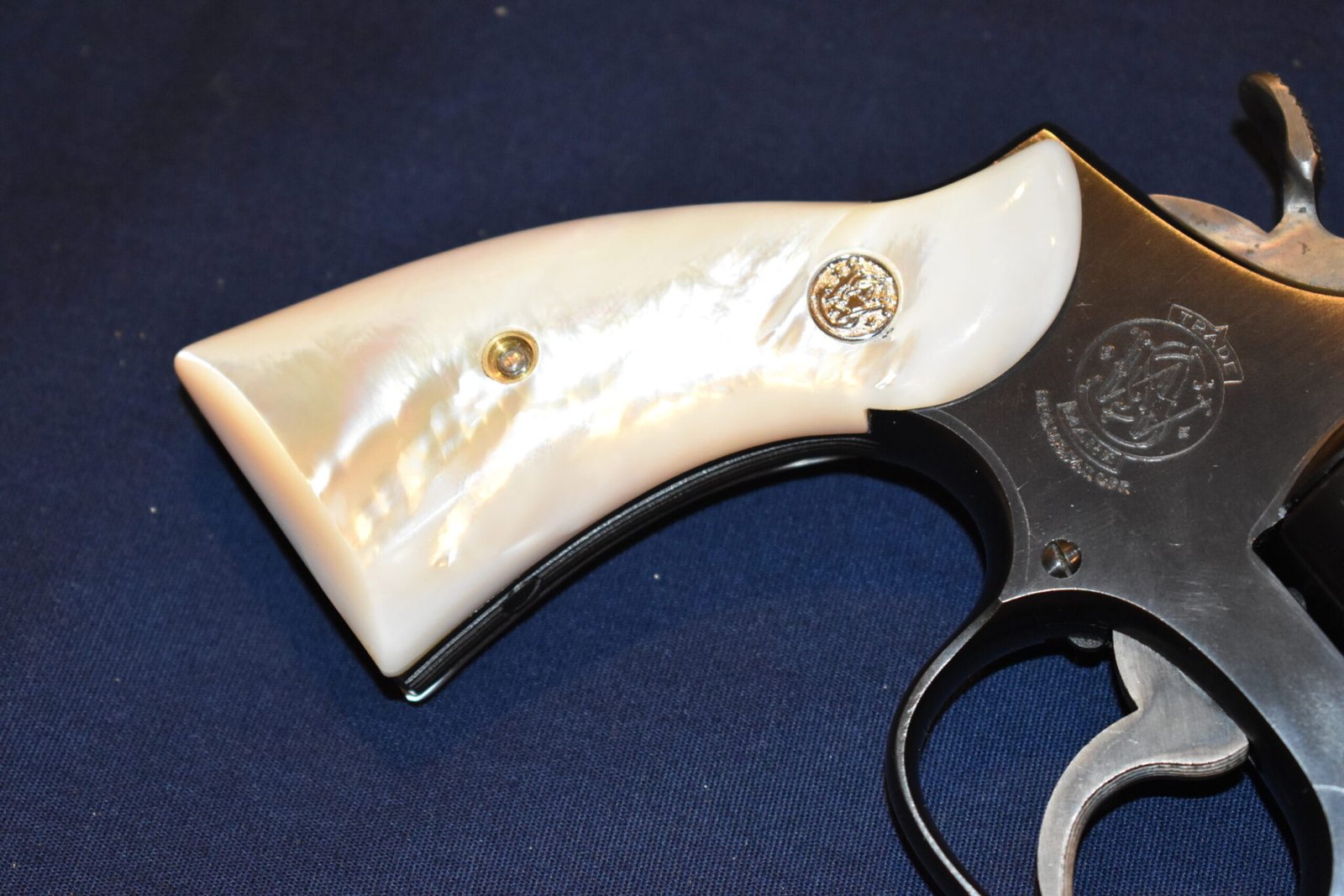 SMITH & WESSON K FRAME MOTHER OF PEARL GRIPS KMOP2 - Image 12