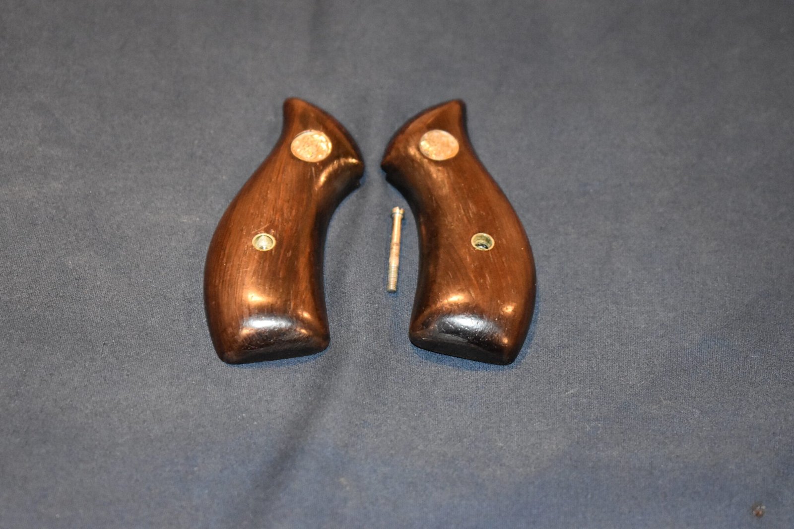 SMITH & WESSON J FRAME ROSEWOOD PRESENTATION MAGNA GRIPS JPM1 - Image 2