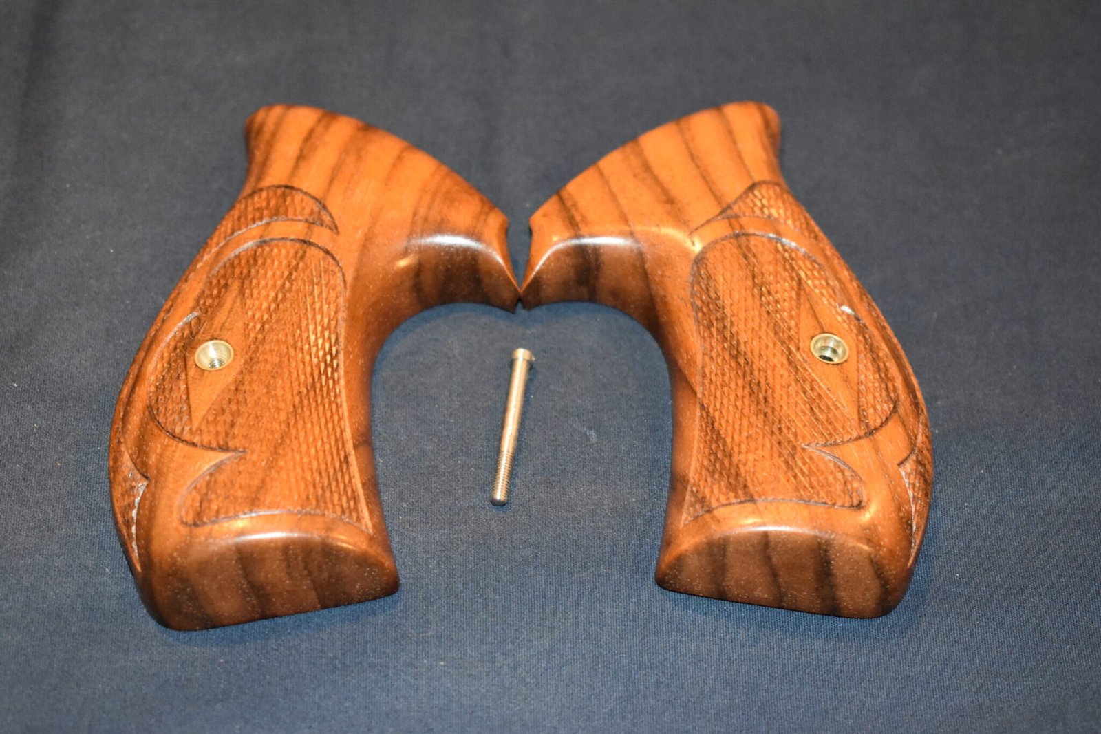 KEITH BROWN CUSTOM SMITH & WESSON N FRAME ROUND BUTT "ROPER" GRIPS KBNR40 - Image 2