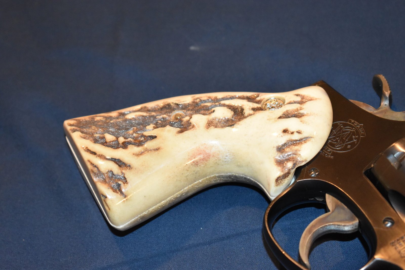 SMITH & WESSON K FRAME TARGET SQUARE BUTT SAMBAR STAG GRIPS KSQSS17 - Image 11
