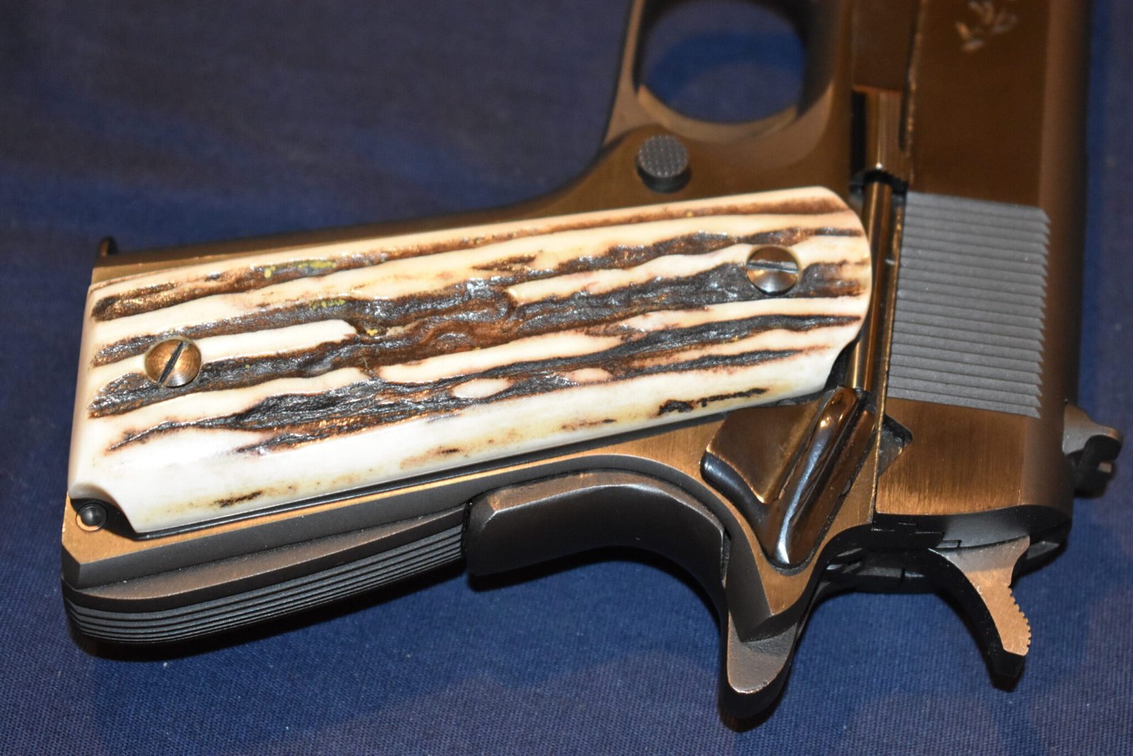 COLT 1911 VINTAGE SAMBAR STAG GRIPS 1911SS34 - Image 5
