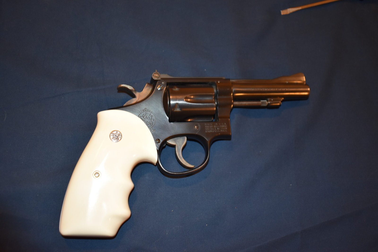 SMITH & WESSON K FRAME SQUARE BUTT IVORY COMBAT GRIPS KSQIC1 "OHIO SALES ONLY" - Image 7