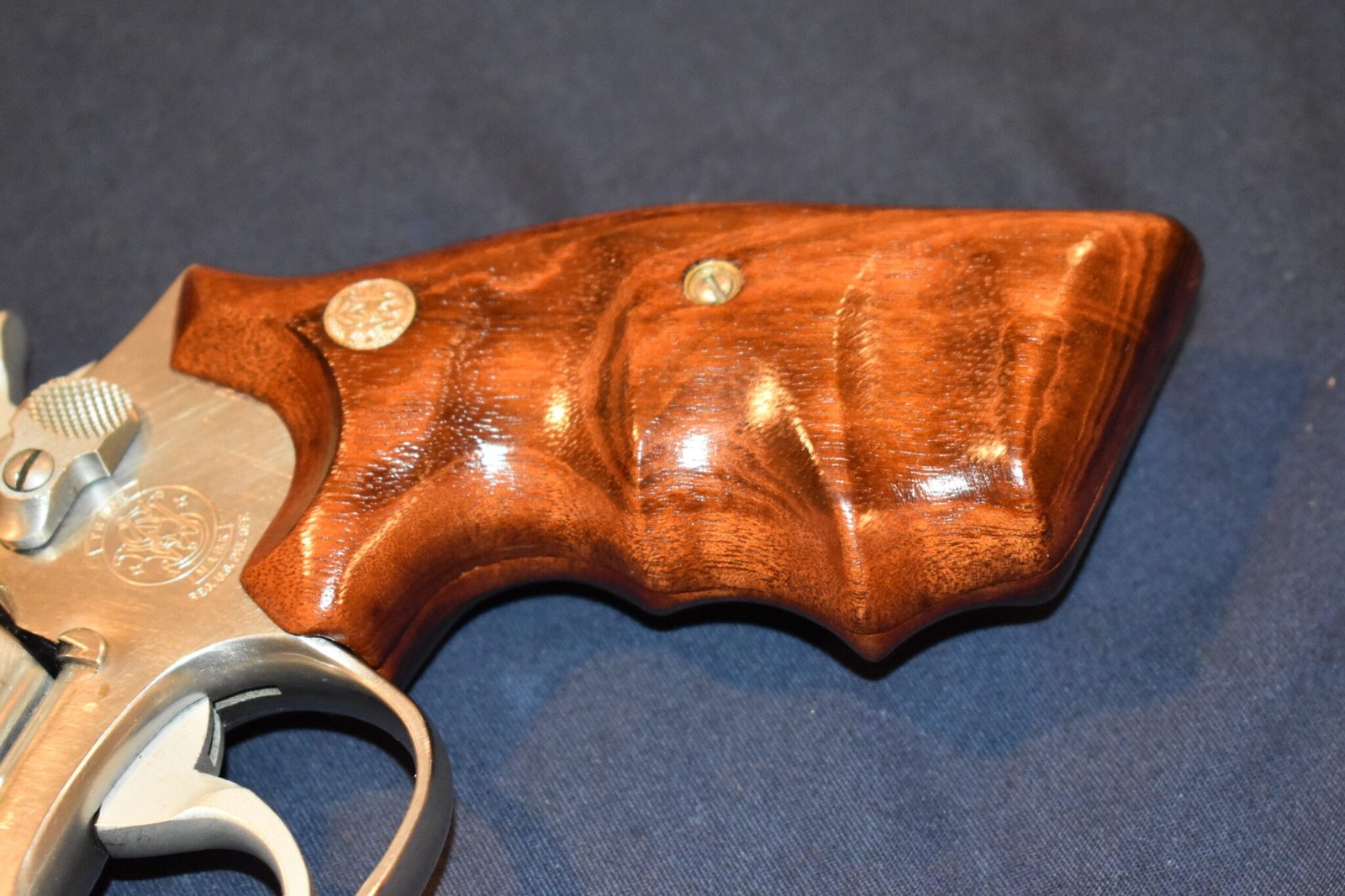 SMITH & WESSON K FRAME SQUARE BUTT FACTORY COMBAT GRIPS KSQC3 - Image 12