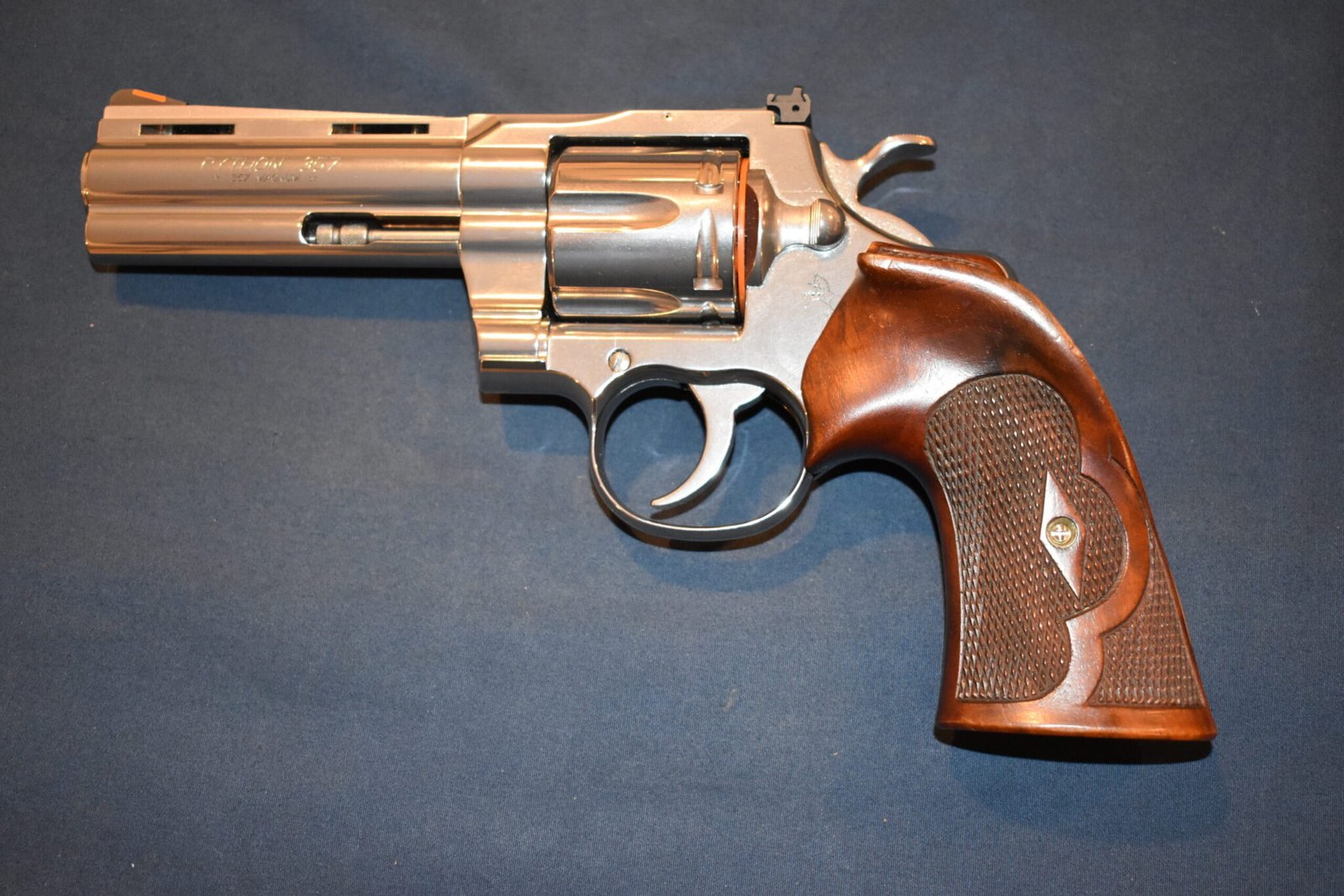 COLT PYTHON / OFFICER'S MPDEL TARGET ORIGINAL ROPER GRIPS CPR2 - Image 4