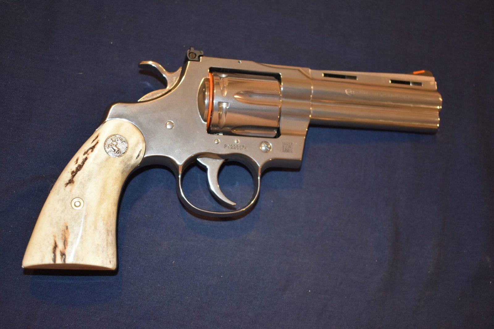 COLT PYTHON SAMBAR STAG GRIPS CPSS17 - Image 7