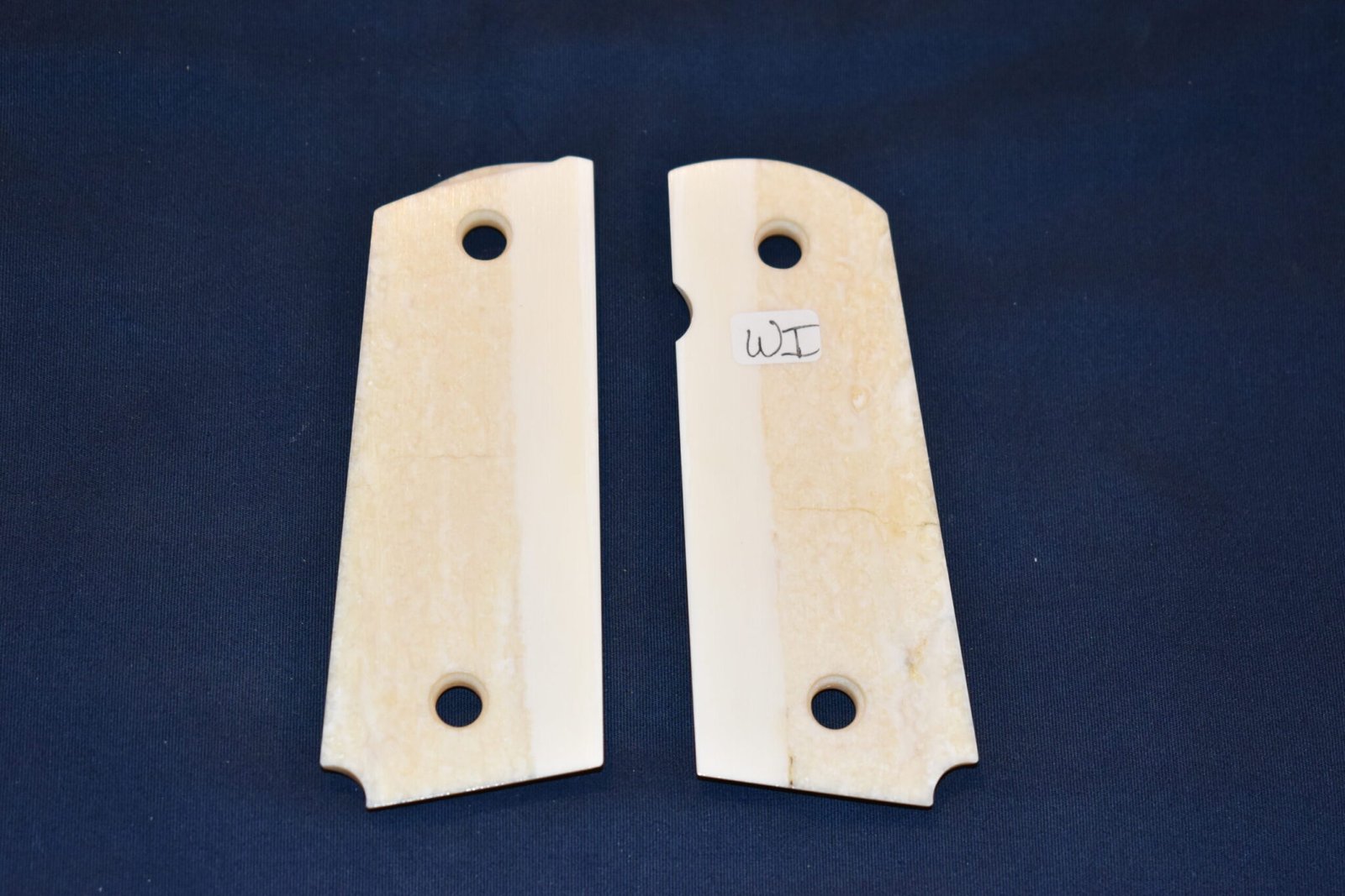 COLT 1911 OFFICER'S MODEL WALRUS IVORY GRIPS 1911OMWI1 - Image 3