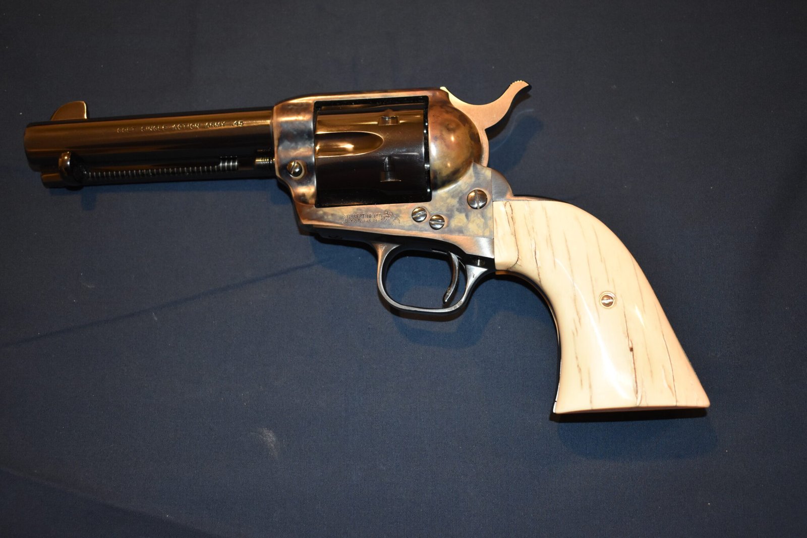 COLT SINGLE ACTION ARMY (S.A.A.) MAMMOTH IVORY GRIPS SAAMI9 - Image 4