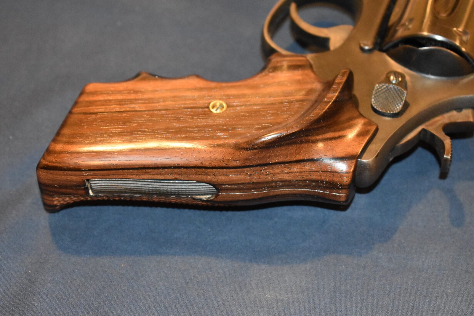 SMITH & WESSON N FRAME FUZZY FARRANT CUSTOM GRIPS SWNFF6 - Image 5