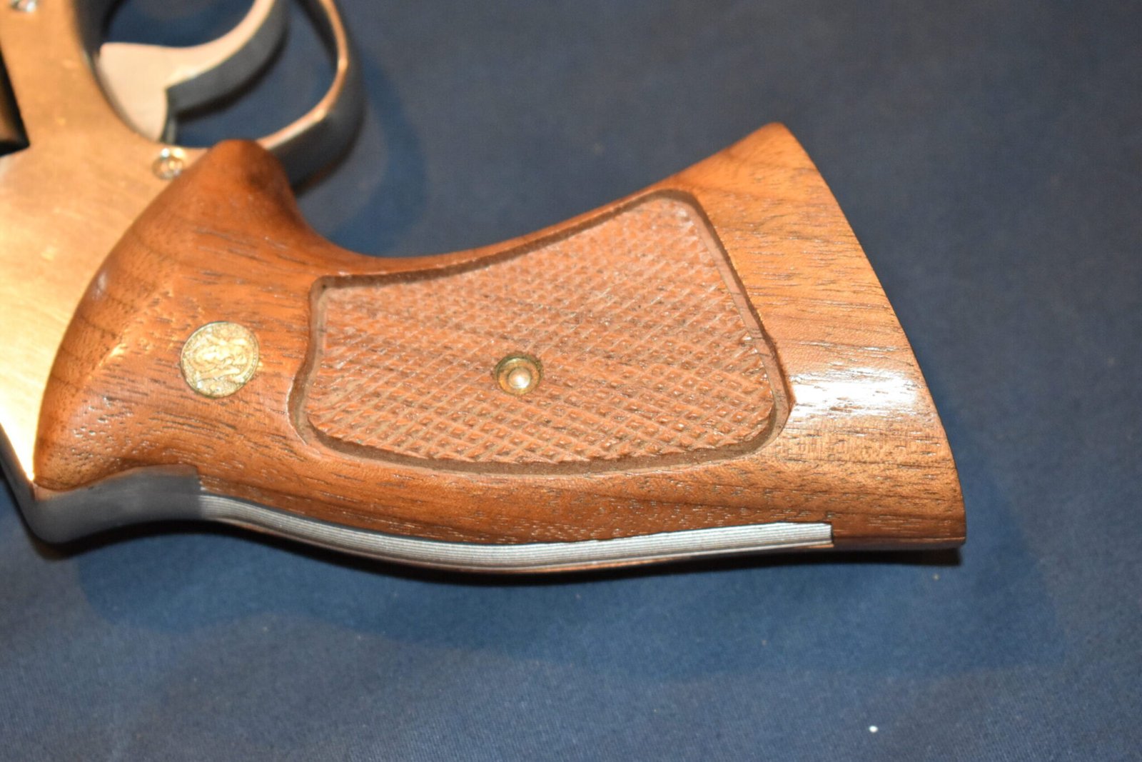 SMITH & WESSON FACTORY K FRAME TARGET GRIPS KCT18 - Image 6