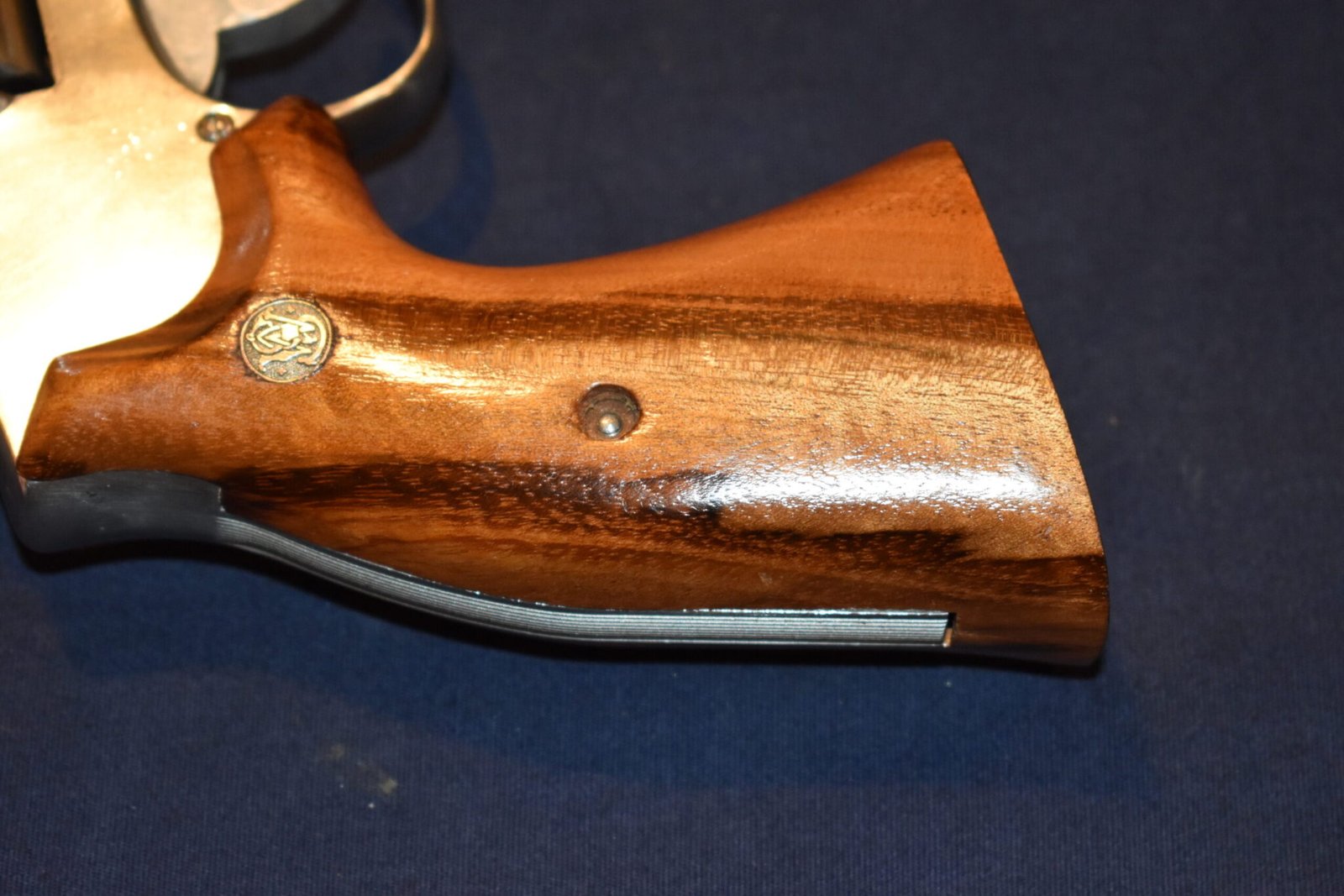 SMITH & WESSON K FRAME PRESENTATION TARGET GRIPS KPT15 - Image 6