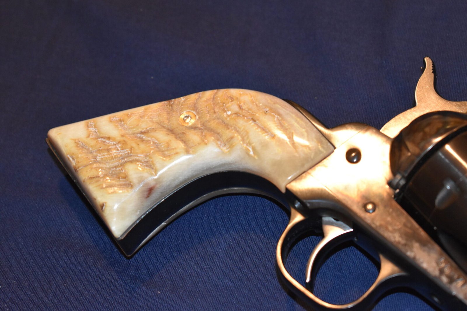 RUGER BLACKHAWK / VAQUERO PREMIUM GRADE RAMS HORN GRIPS RBHRH7 - Image 11