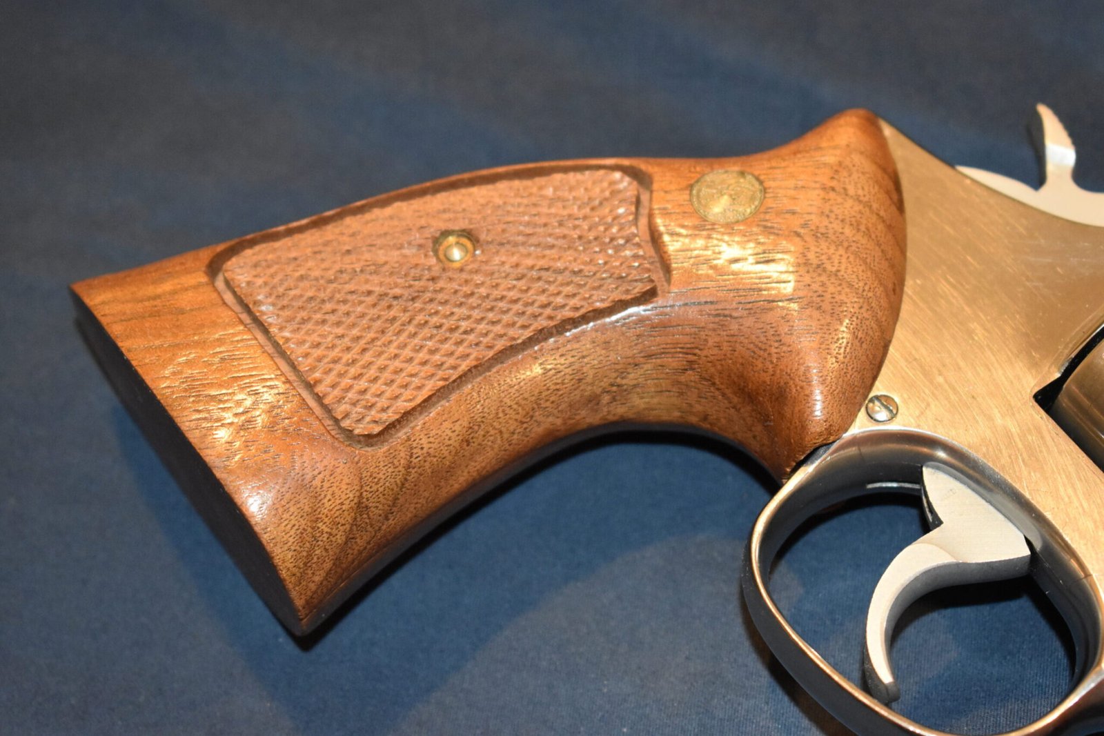 SMITH & WESSON FACTORY K FRAME TARGET GRIPS KCT18 - Image 11