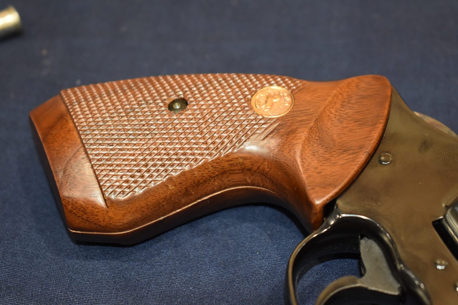 COLT TROOPER MK III FACTORY TARGET GRIPS TMK3-9 - Image 11
