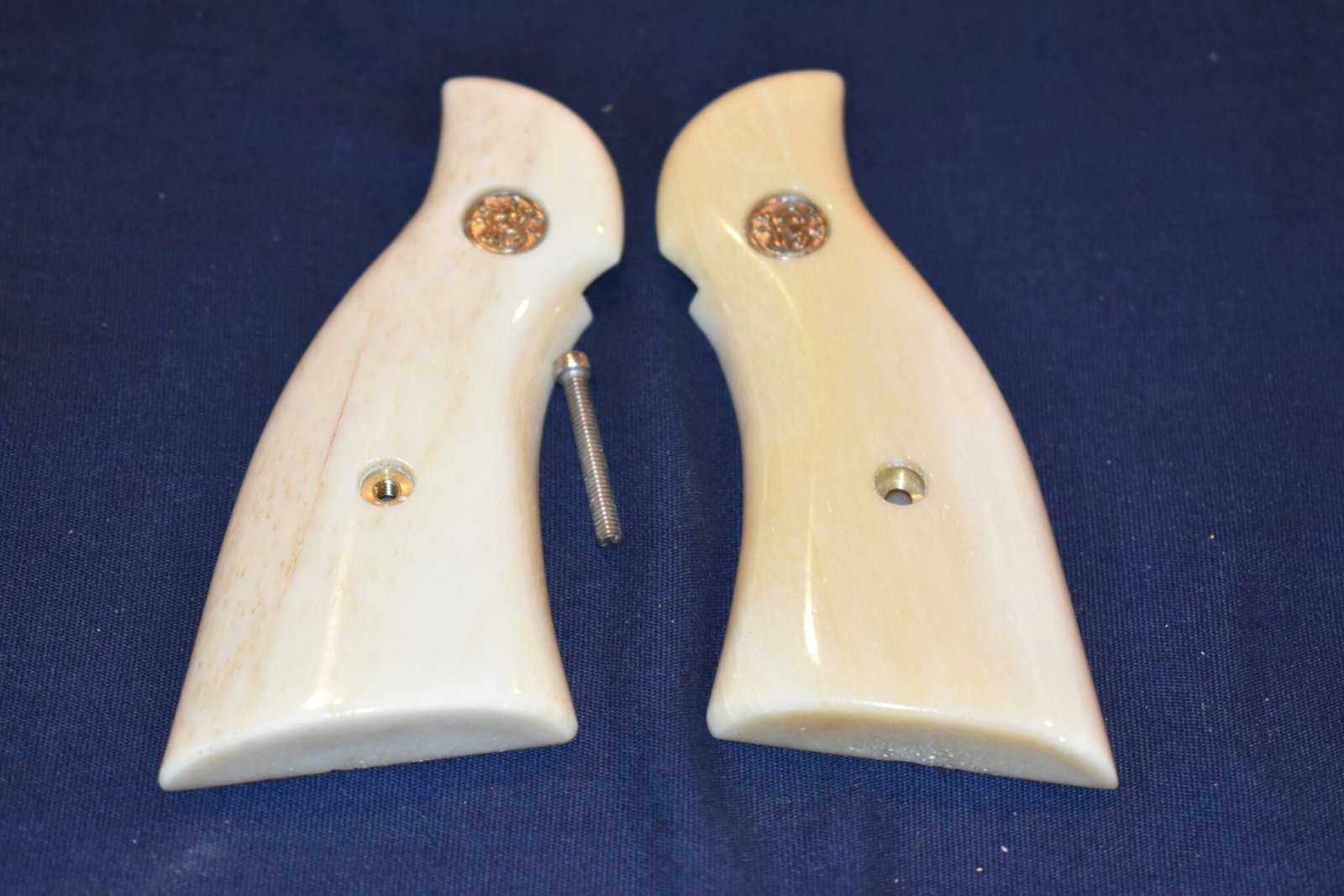 SMITH & WESSON K OR L FRAME SQUARE BUTT GIRAFFE BONE GRIPS KSQBGB1 - Image 2