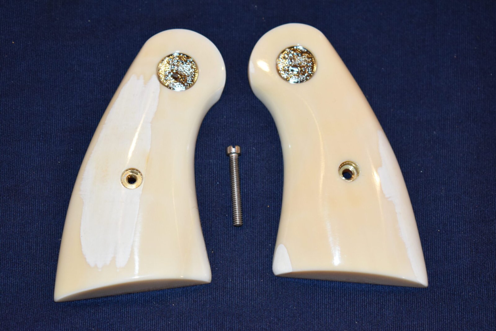 COLT PYTHON FOSSILIZED WALRUS IVORY GRIPS FWIP4 - Image 2