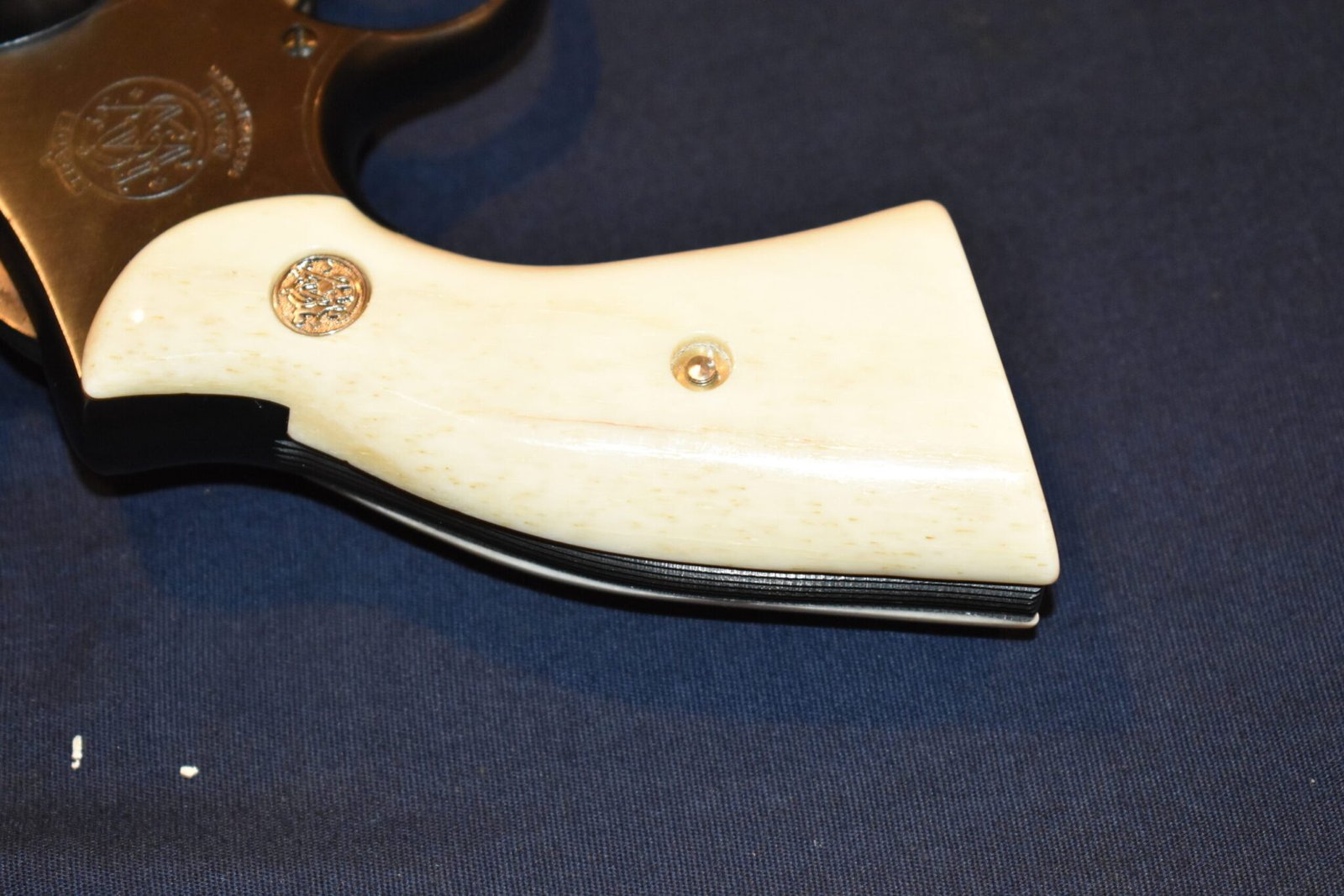 SMITH & WESSON K OR L FRAME SQUARE BUTT GIRAFFE BONE GRIPS KSQBGB1 - Image 6