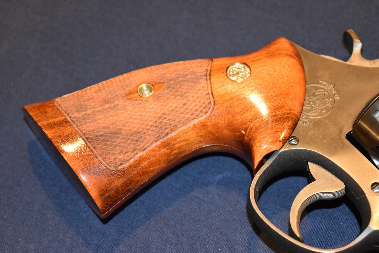 KEITH BROWN CUSTOM SMITH & WESSON N FRAME "COKE BOTTLE" GRIPS KBNCB1 - Image 11