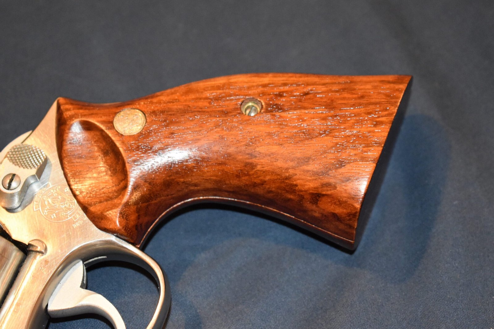 SMITH & WESSON FACTORY K FRAME PRESENTATION TARGET GRIPS KPT17 - Image 12