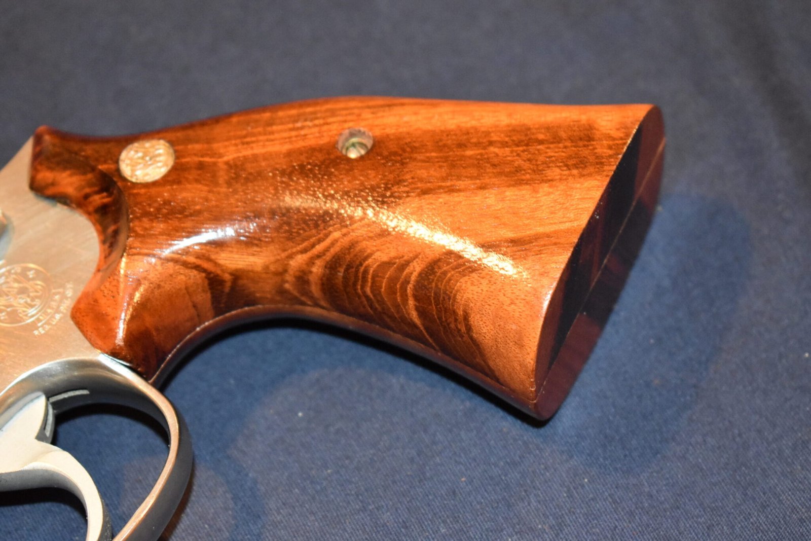 SMITH & WESSON FACTORY K FRAME PRESENTATION TARGET GRIPS KPT16 - Image 12