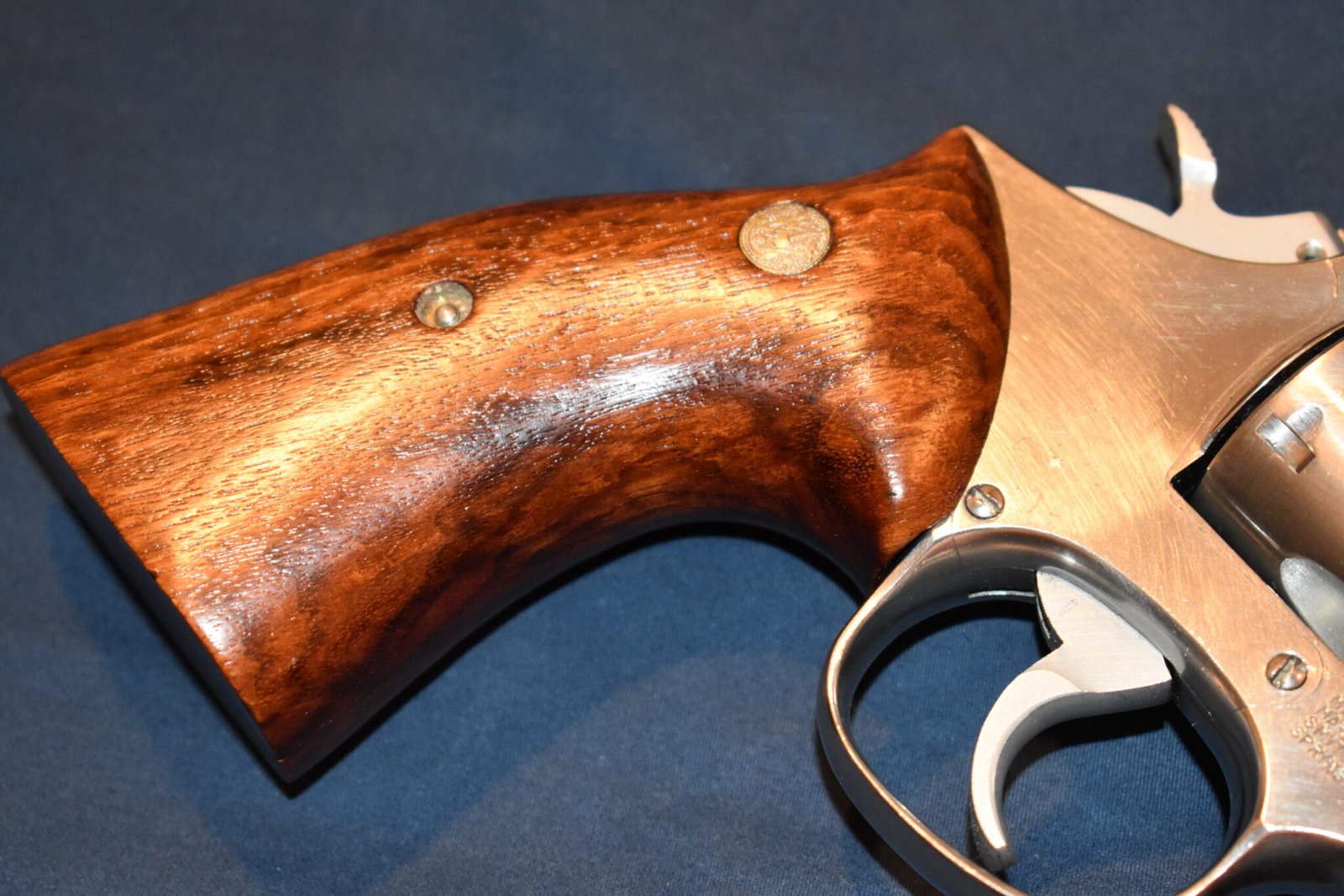 SMITH & WESSON FACTORY K FRAME PRESENTATION TARGET GRIPS KPT17 - Image 11