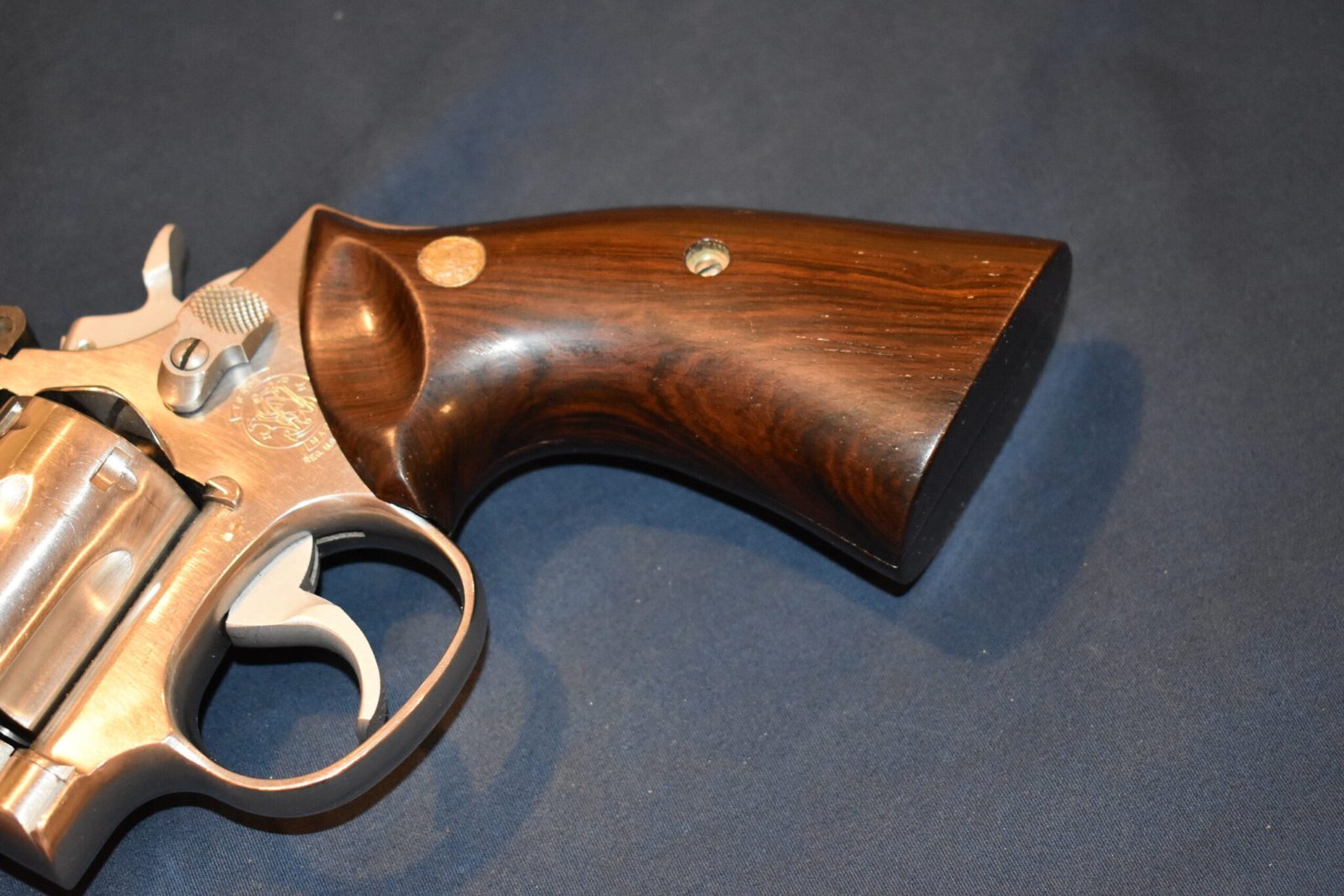 SMITH & WESSON FACTORY K FRAME ROSEWOOD PRESENTATION TARGET GRIPS KPT18 - Image 12