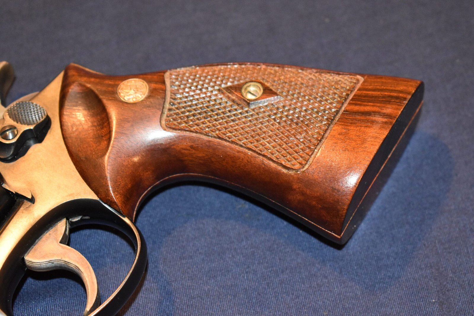 SMITH & WESSON K FRAME FACTORY DIAMOND TARGET GRIPS KDT7 - Image 12