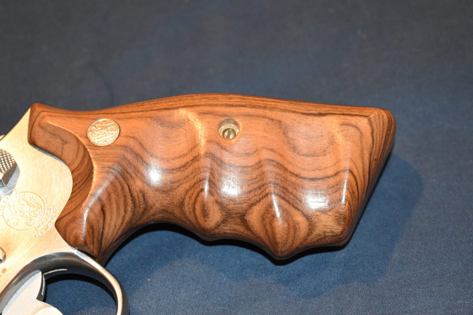 SMITH & WESSON K FRAME SQUARE BUTT FACTORY COMBAT GRIPS KSQC5 - Image 11