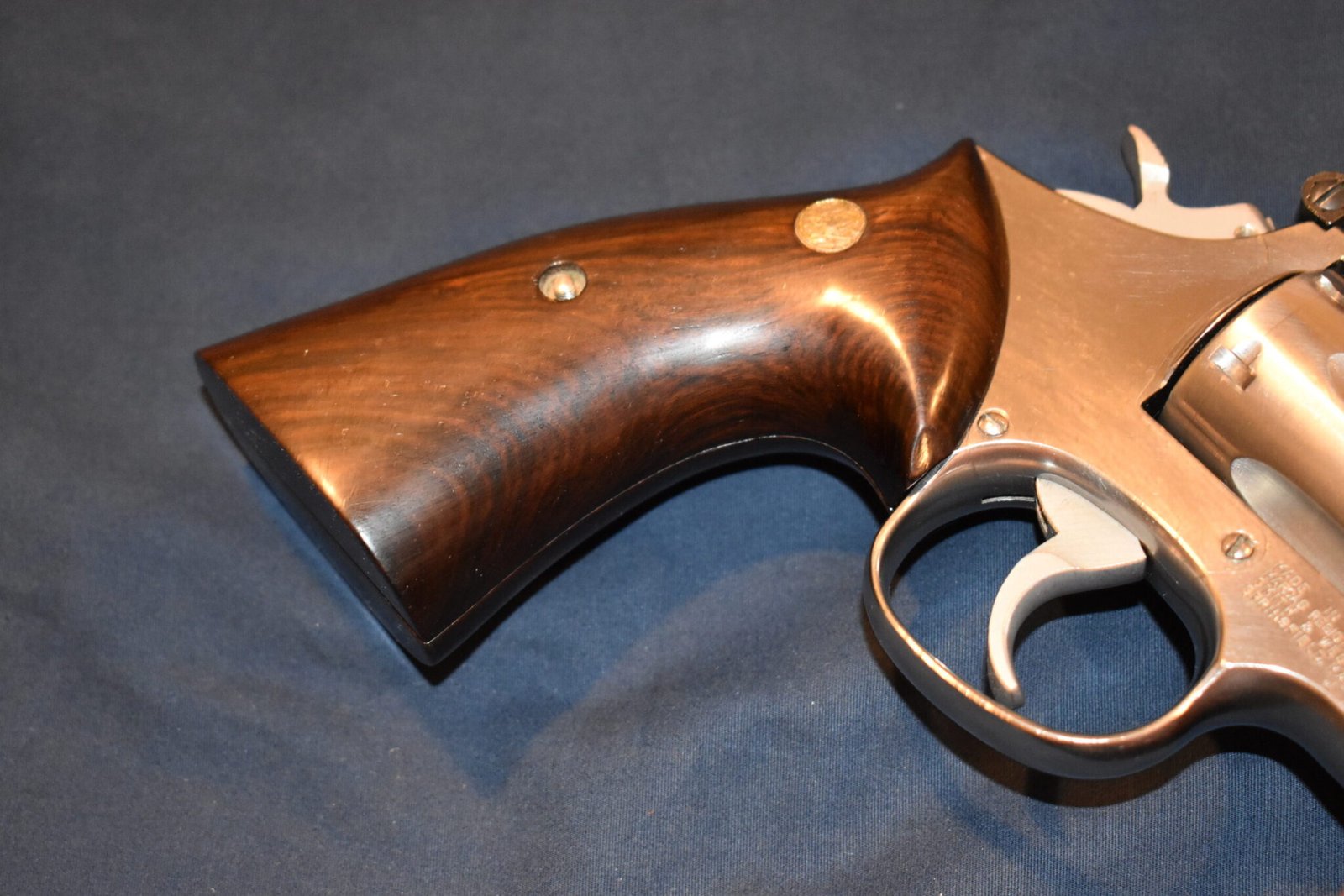 SMITH & WESSON FACTORY K FRAME ROSEWOOD PRESENTATION TARGET GRIPS KPT18 - Image 11