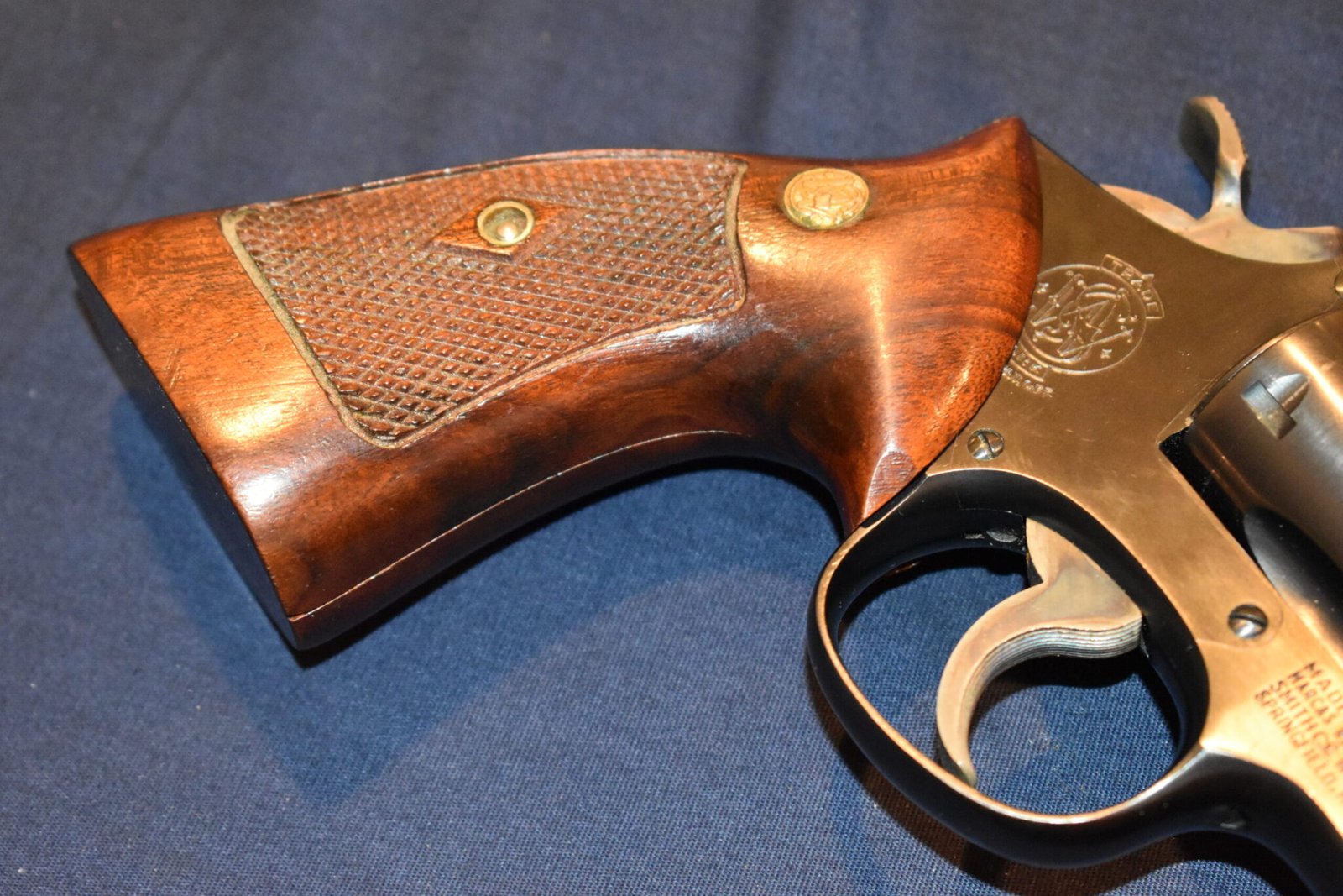 SMITH & WESSON K FRAME FACTORY DIAMOND TARGET GRIPS KDT7 - Image 11