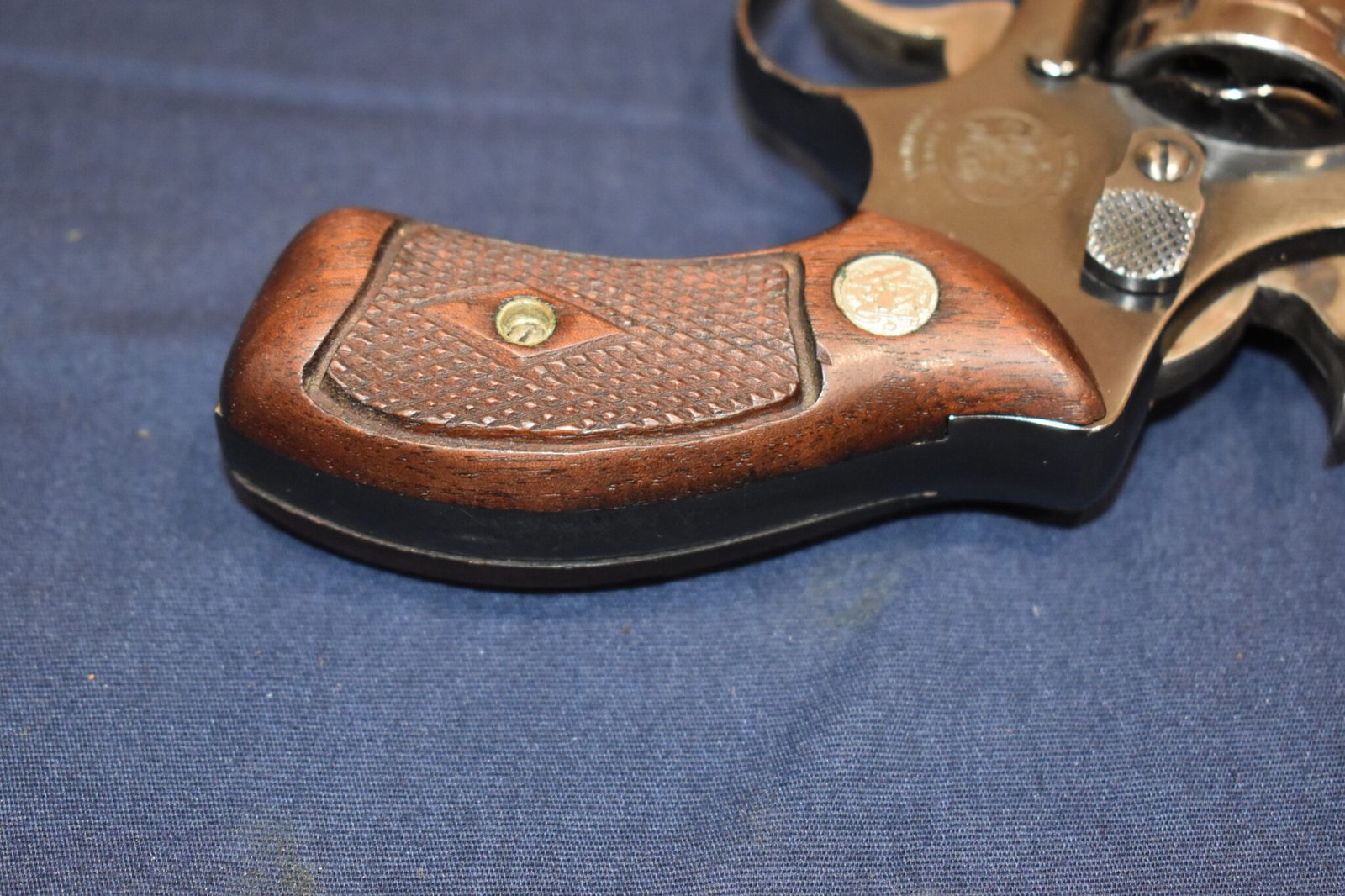 SMITH & WESSON J FRAME DIAMOND MAGNA GRIPS JDM7 - Image 5