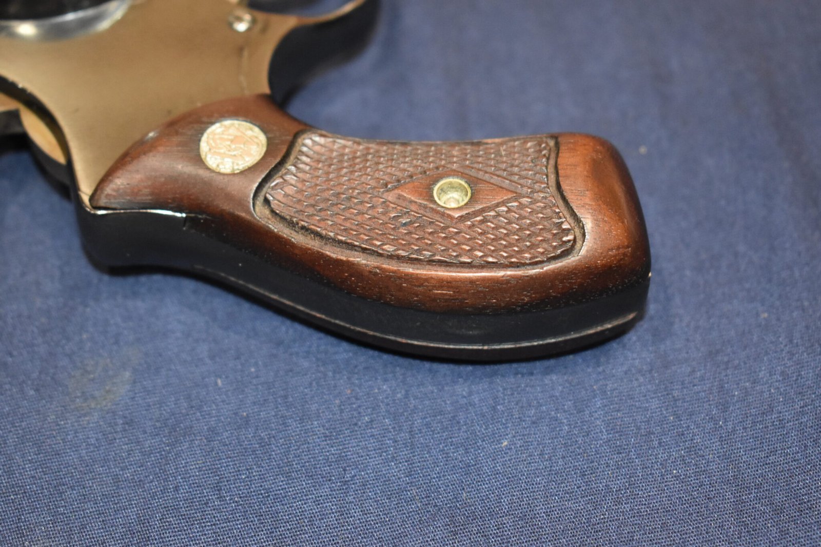 SMITH & WESSON J FRAME DIAMOND MAGNA GRIPS JDM7 - Image 6