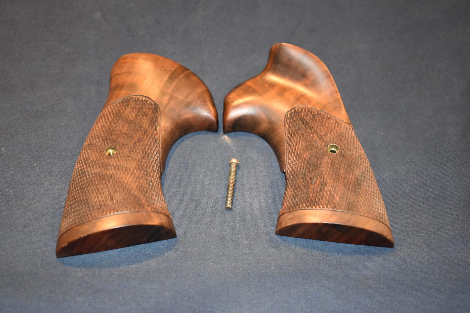SMITH & WESSON K FRAME LEW SANDERSON CUSTOM GRIPS SWKLS4 - Image 2