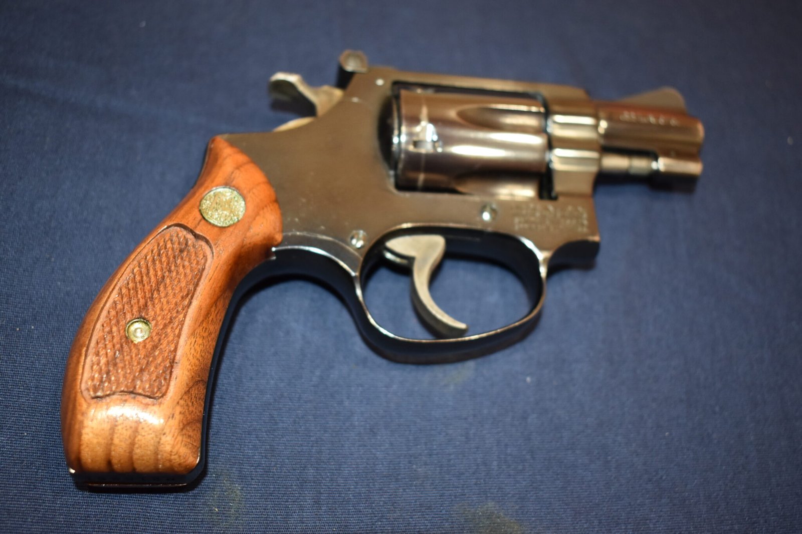SMITH & WESSON J FRAME MAGNA GRIPS JRBM6 - Image 7