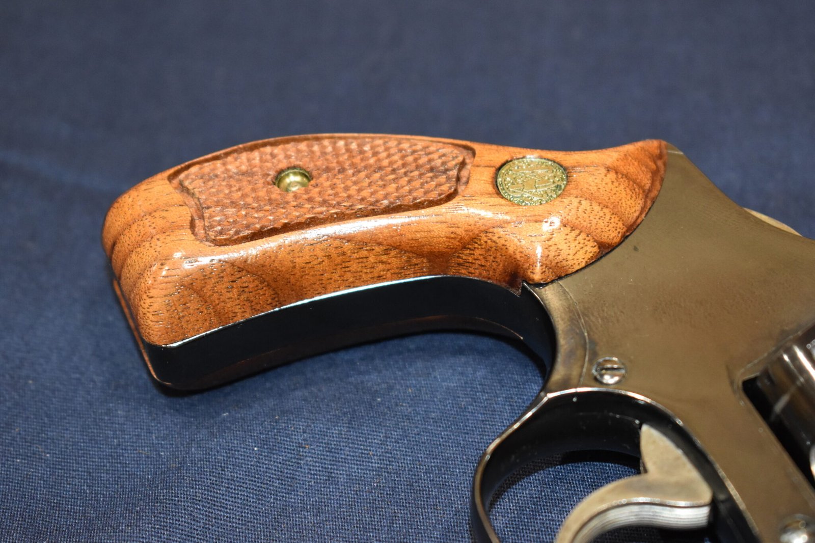 SMITH & WESSON J FRAME MAGNA GRIPS JRBM6 - Image 11